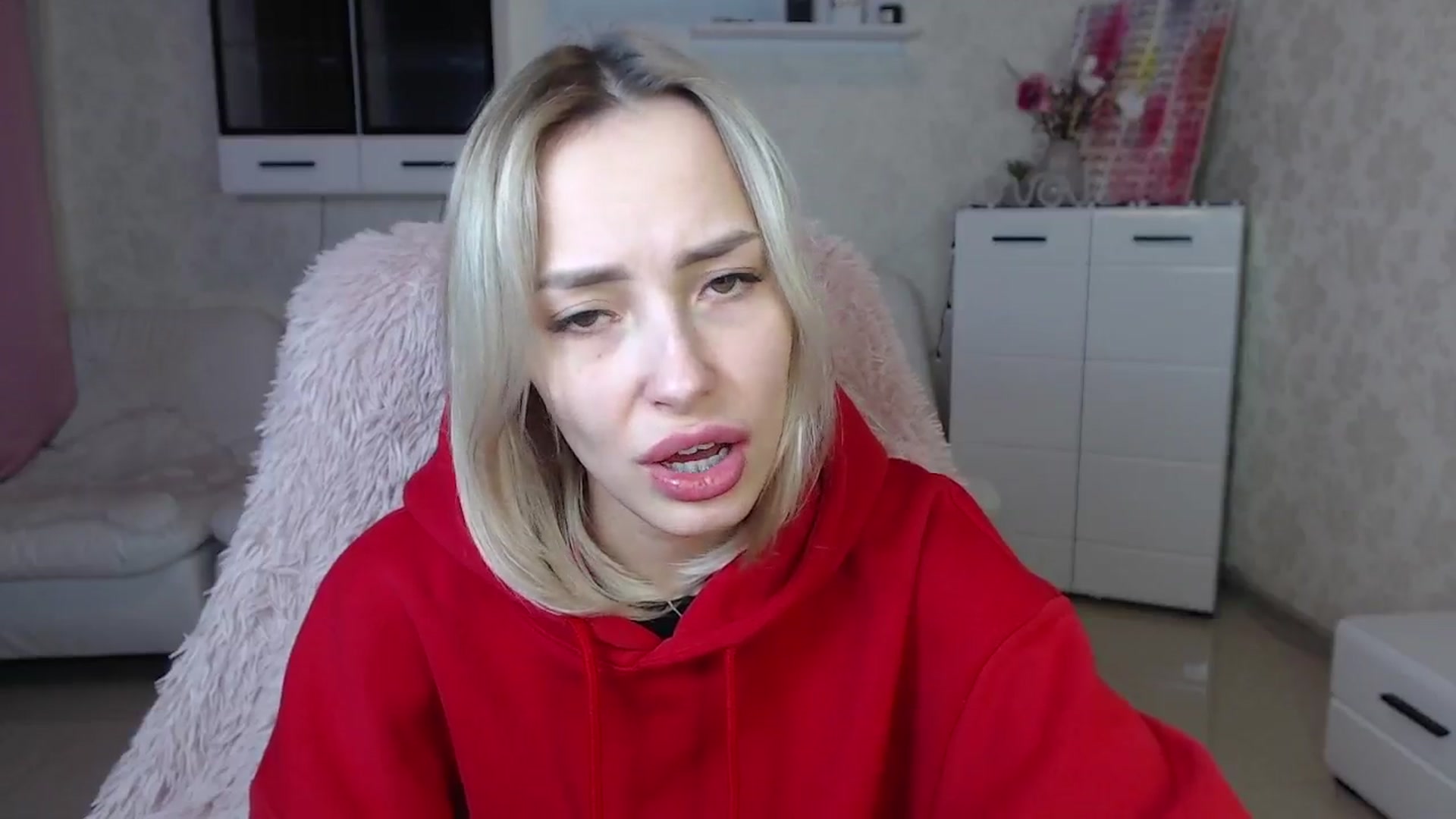 Gallery image thumbnail from Lady_lucky1's myfreecams stream on, 03/18/2024, 18:28 image 8 of 20