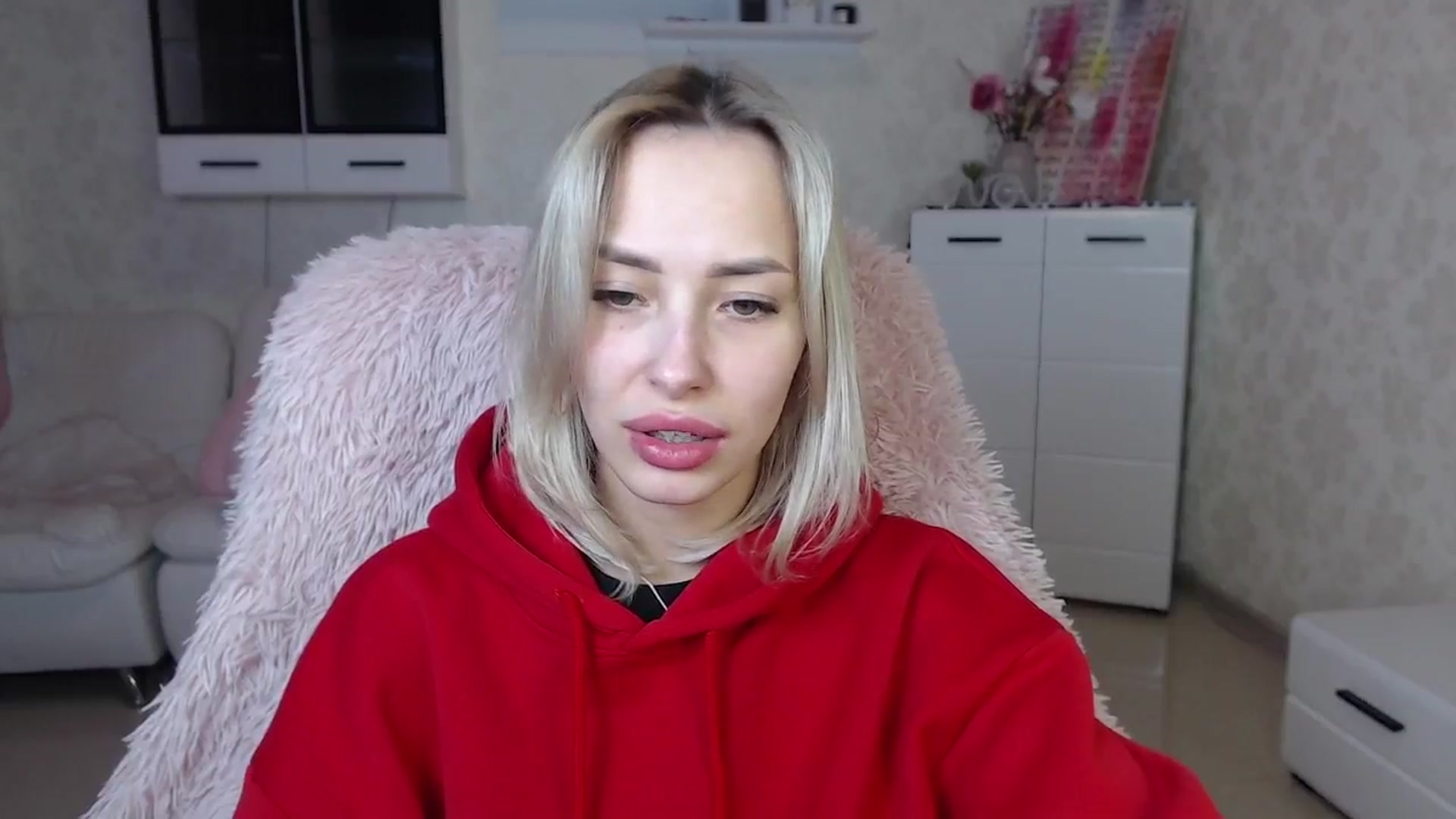 Gallery image thumbnail from Lady_lucky1's myfreecams stream on, 03/18/2024, 18:28 image 15 of 20