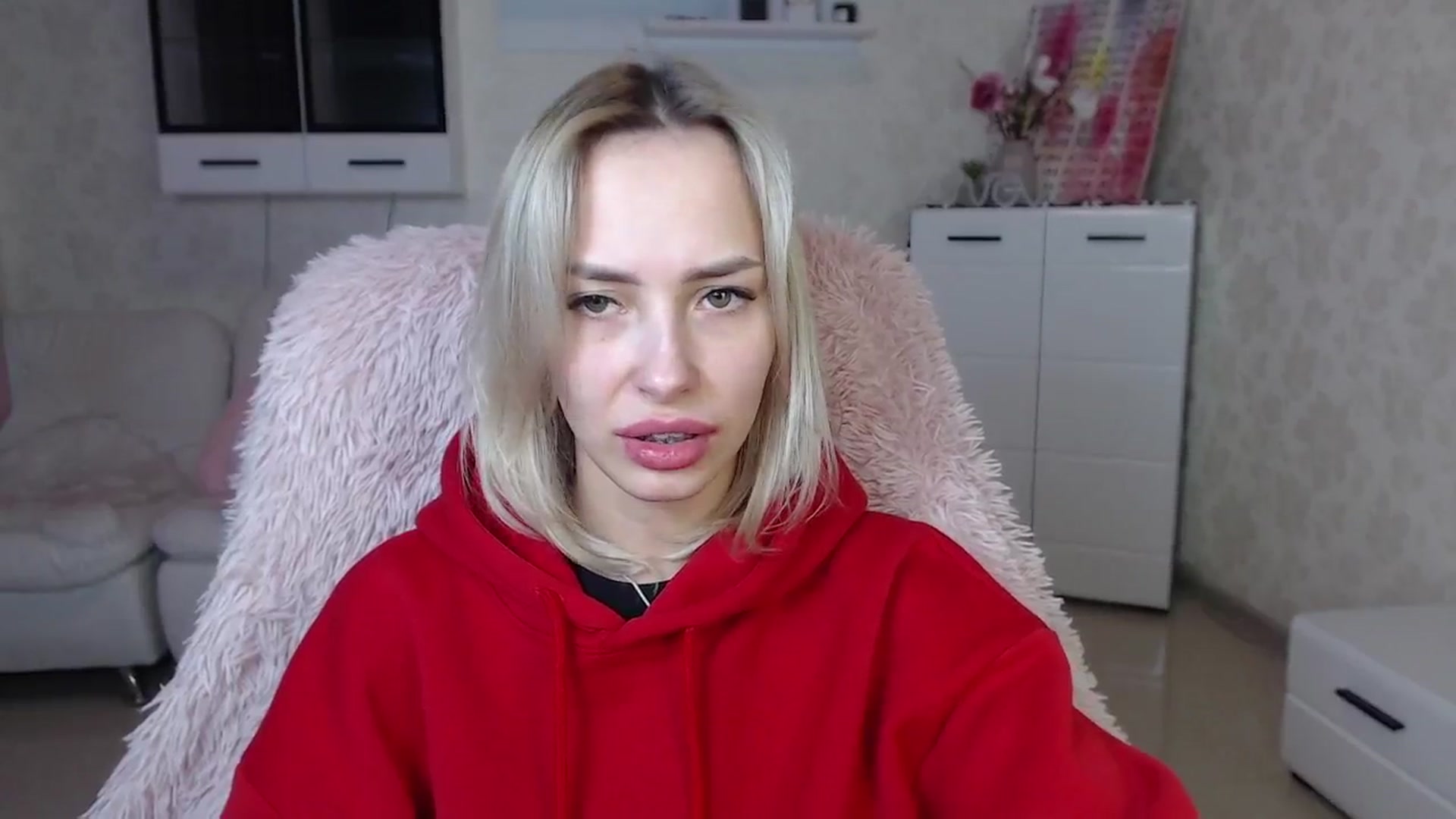 Gallery image thumbnail from Lady_lucky1's myfreecams stream on, 03/18/2024, 18:28 image 16 of 20