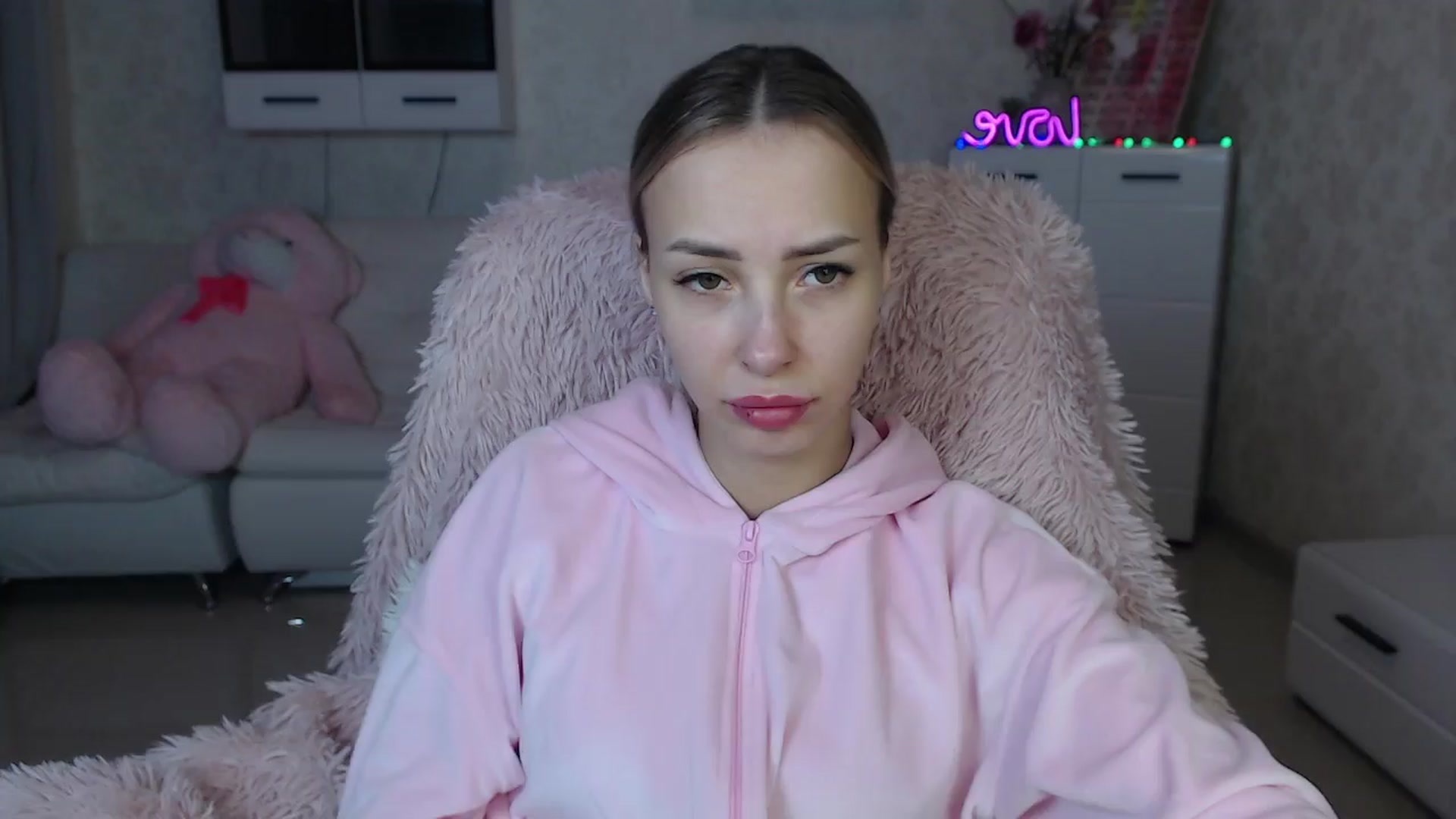 Gallery image thumbnail from Lady_lucky1's myfreecams stream on, 03/22/2024, 18:28 image 11 of 20