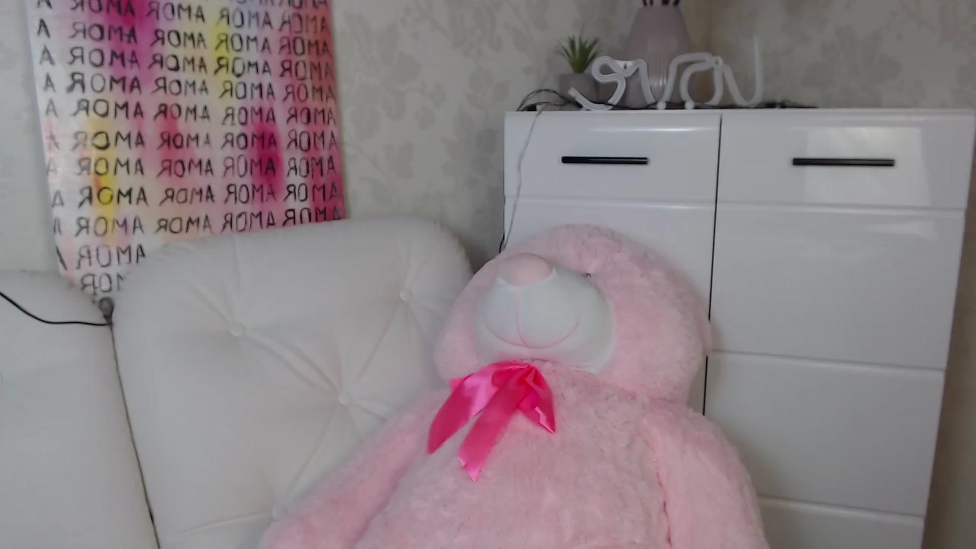 Gallery image thumbnail from Lady_lucky1's myfreecams stream on, 03/28/2024, 18:53 image 19 of 20