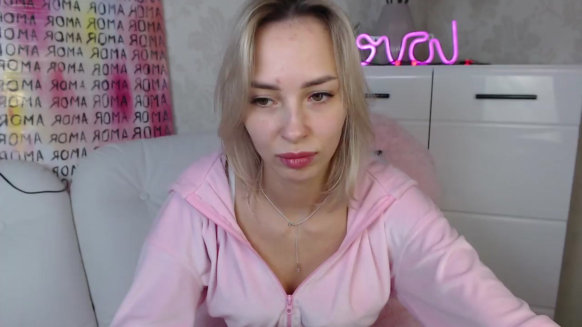 Gallery image thumbnail from Lady_lucky1's myfreecams stream on, 03/28/2024, 18:53 image 17 of 20