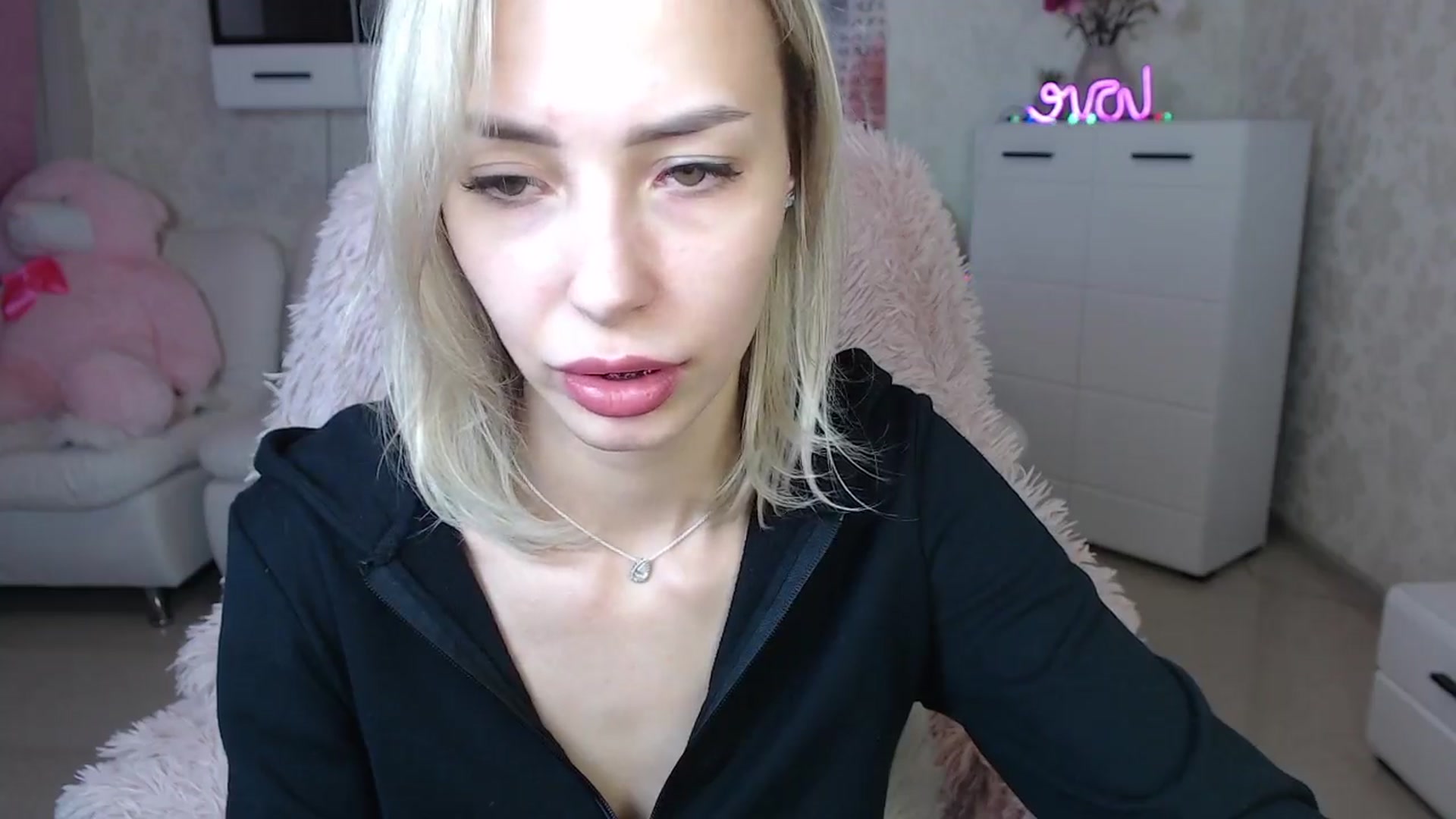 Gallery image thumbnail from Lady_lucky1's myfreecams stream on, 03/29/2024, 19:07 image 20 of 20