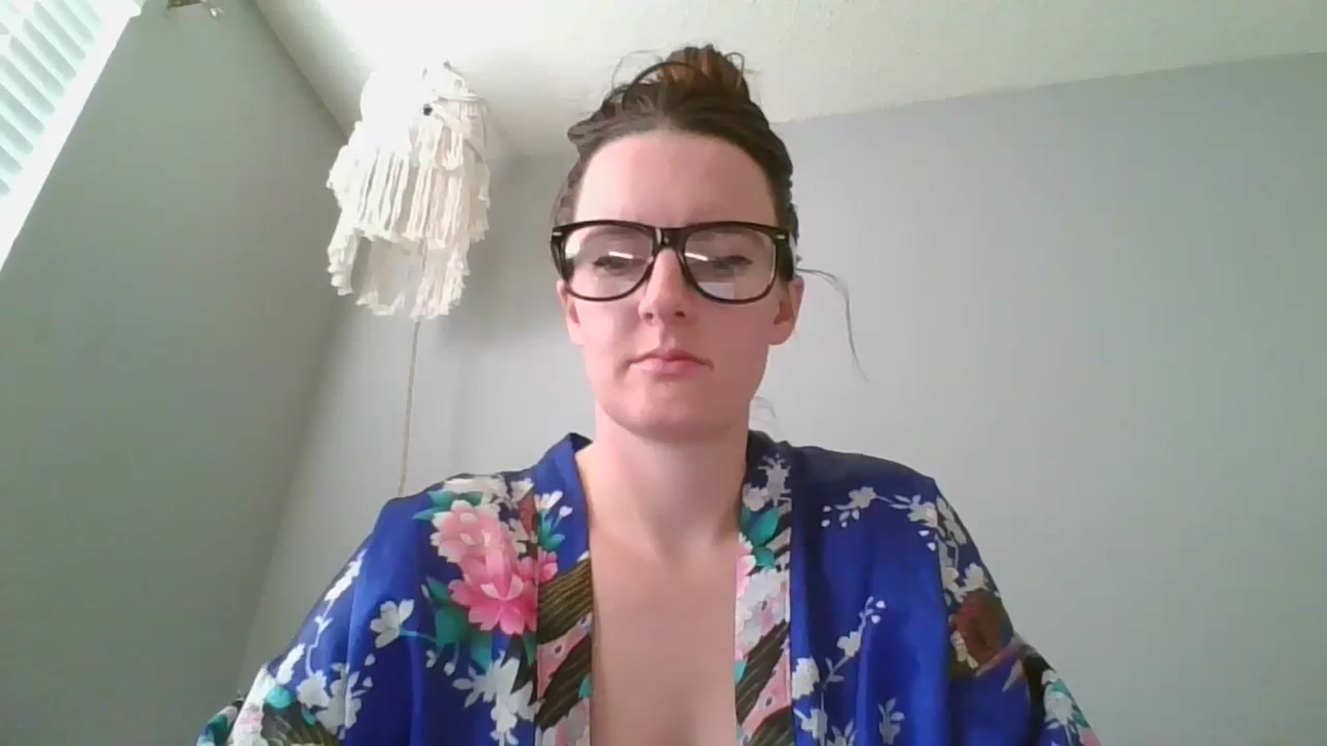 Gallery image thumbnail from Lady_luxe8765's myfreecams stream on, 11/30/2023, 21:42 image 16 of 20