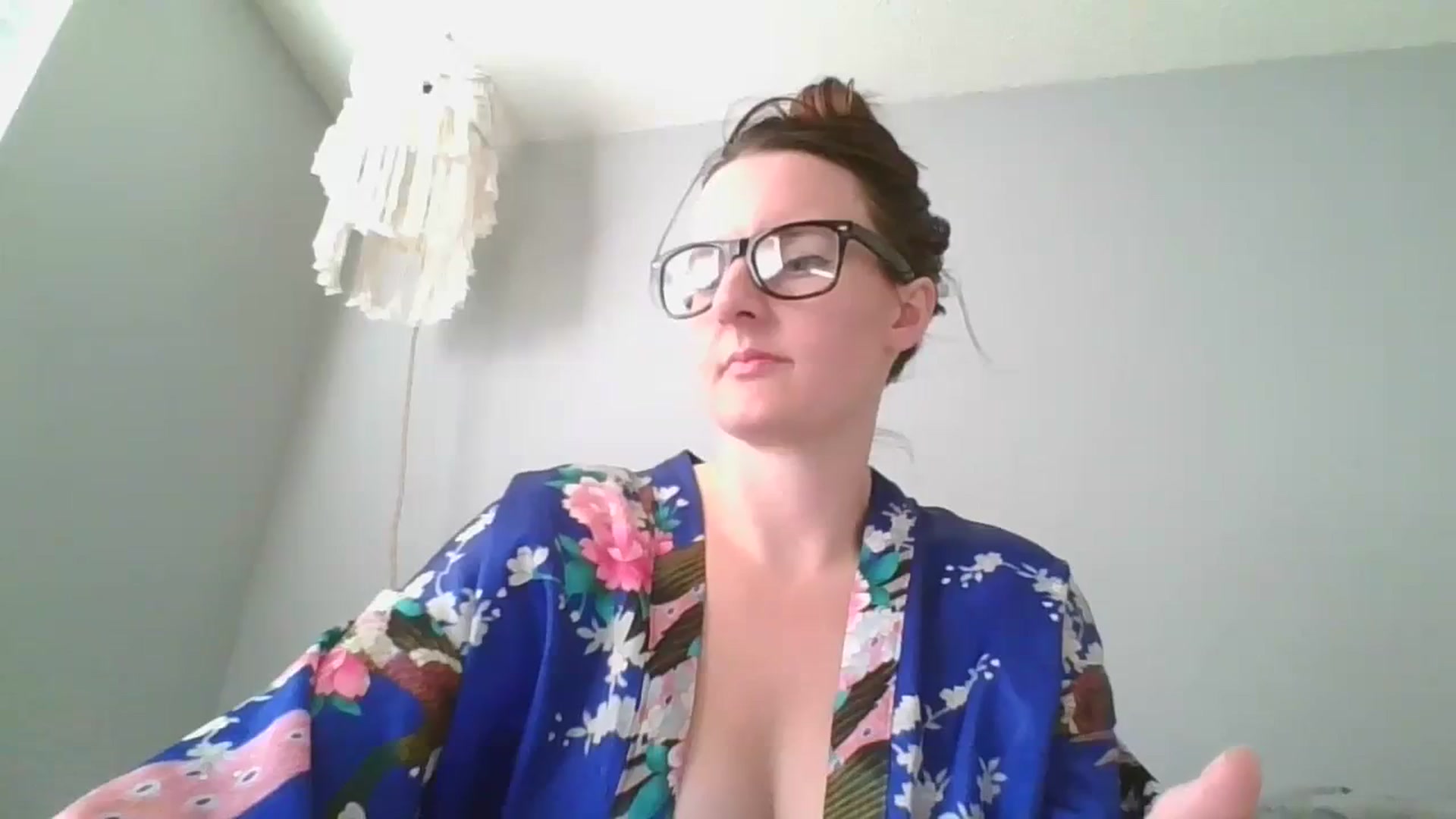 Gallery image thumbnail from Lady_luxe8765's myfreecams stream on, 11/30/2023, 21:42 image 12 of 20