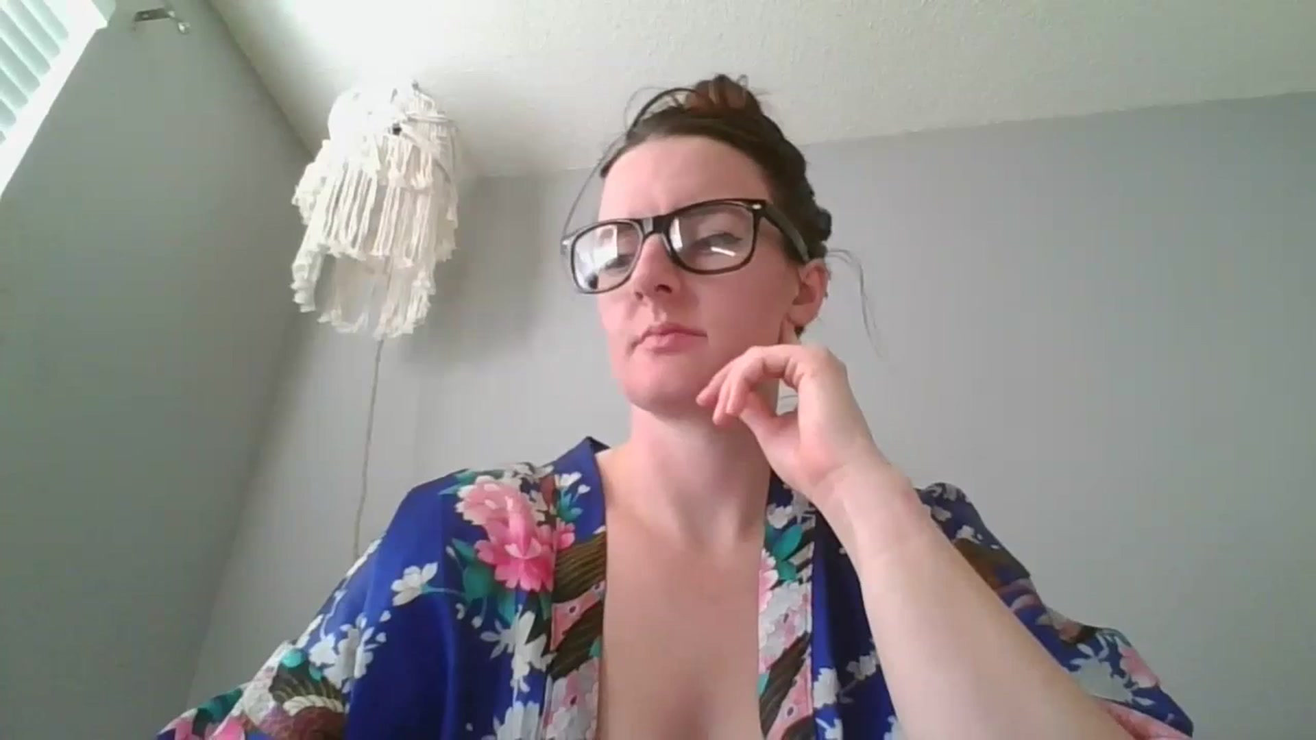 Gallery image thumbnail from Lady_luxe8765's myfreecams stream on, 11/30/2023, 21:42 image 4 of 20