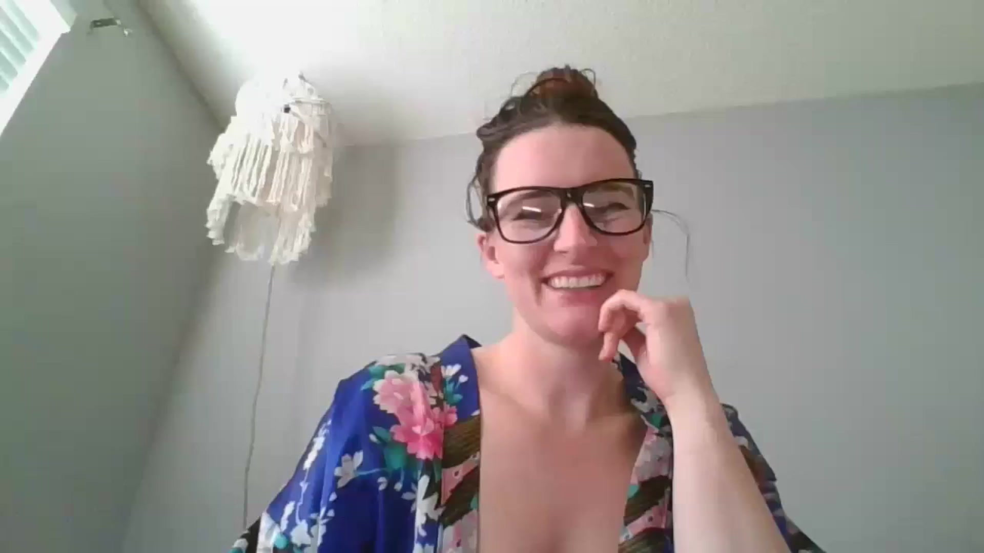 Gallery image thumbnail from Lady_luxe8765's myfreecams stream on, 11/30/2023, 21:42 image 6 of 20