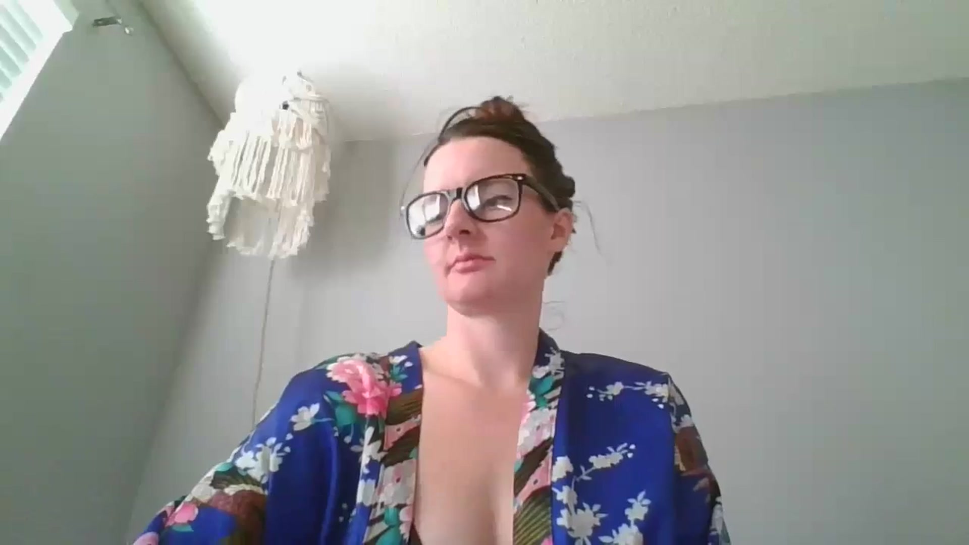 Gallery image thumbnail from Lady_luxe8765's myfreecams stream on, 11/30/2023, 21:42 image 5 of 20