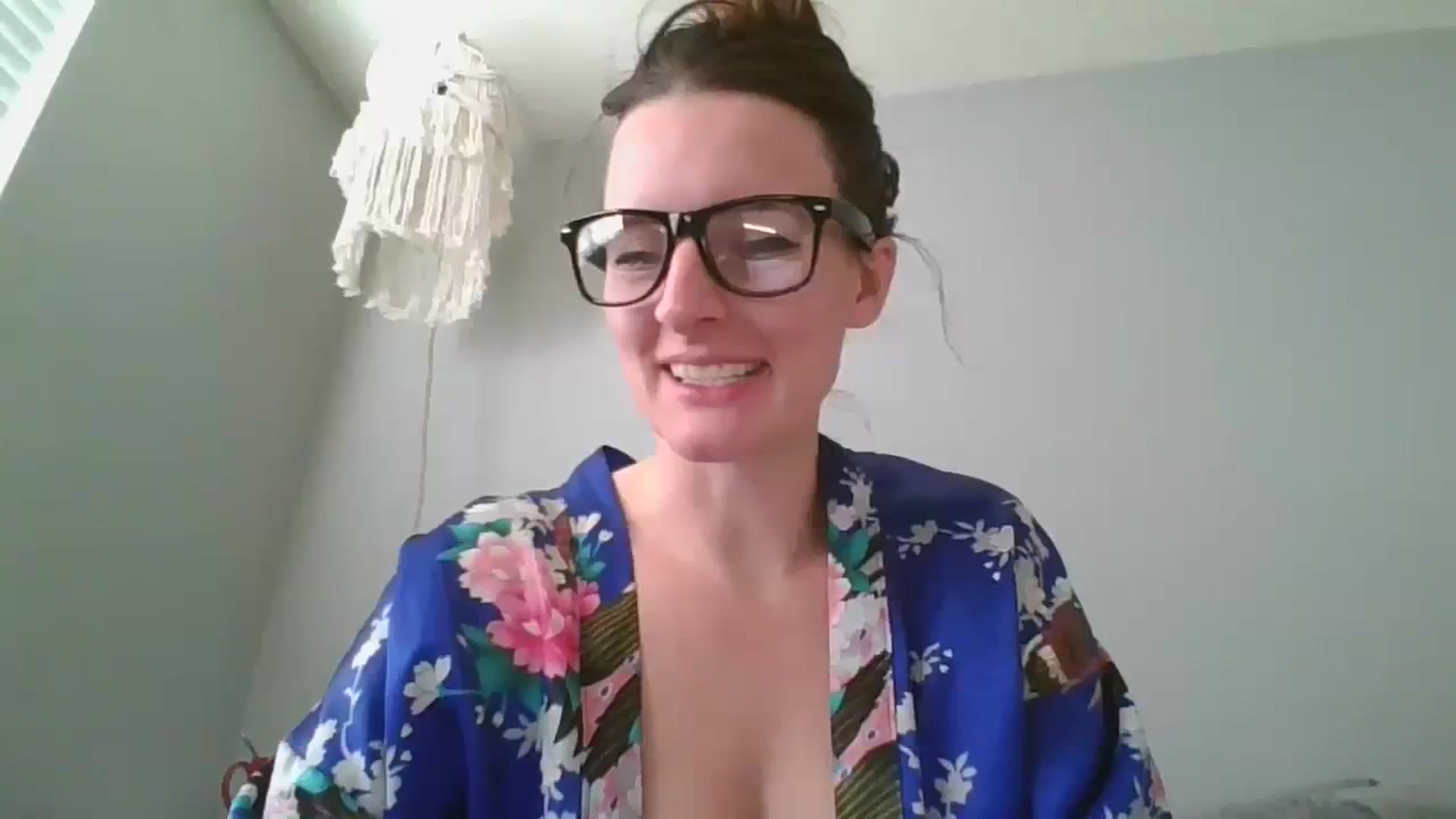 Gallery image thumbnail from Lady_luxe8765's myfreecams stream on, 11/30/2023, 21:42 image 7 of 20