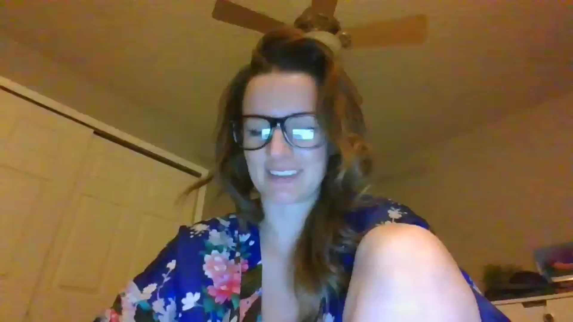 Gallery image thumbnail from Lady_luxe8765's myfreecams stream on, 12/02/2023, 07:09 image 13 of 20