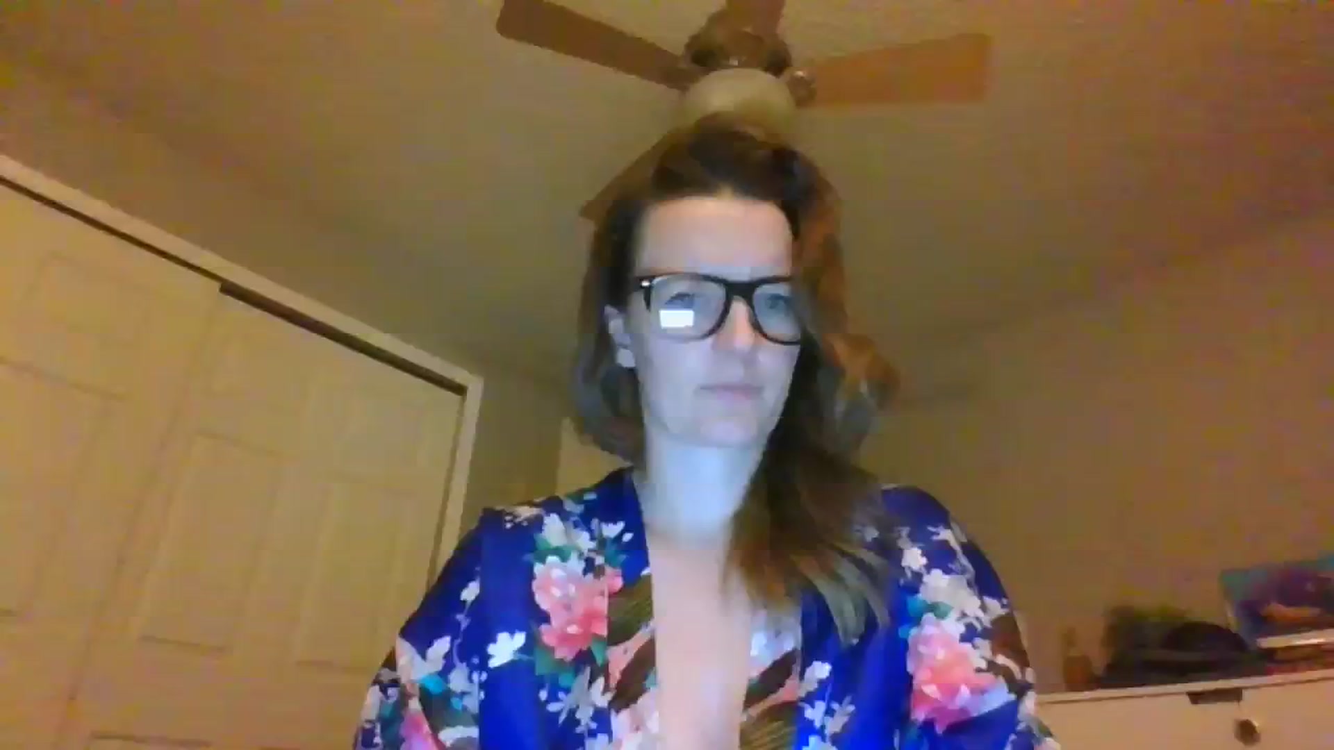 Gallery image thumbnail from Lady_luxe8765's myfreecams stream on, 12/02/2023, 07:09 image 20 of 20