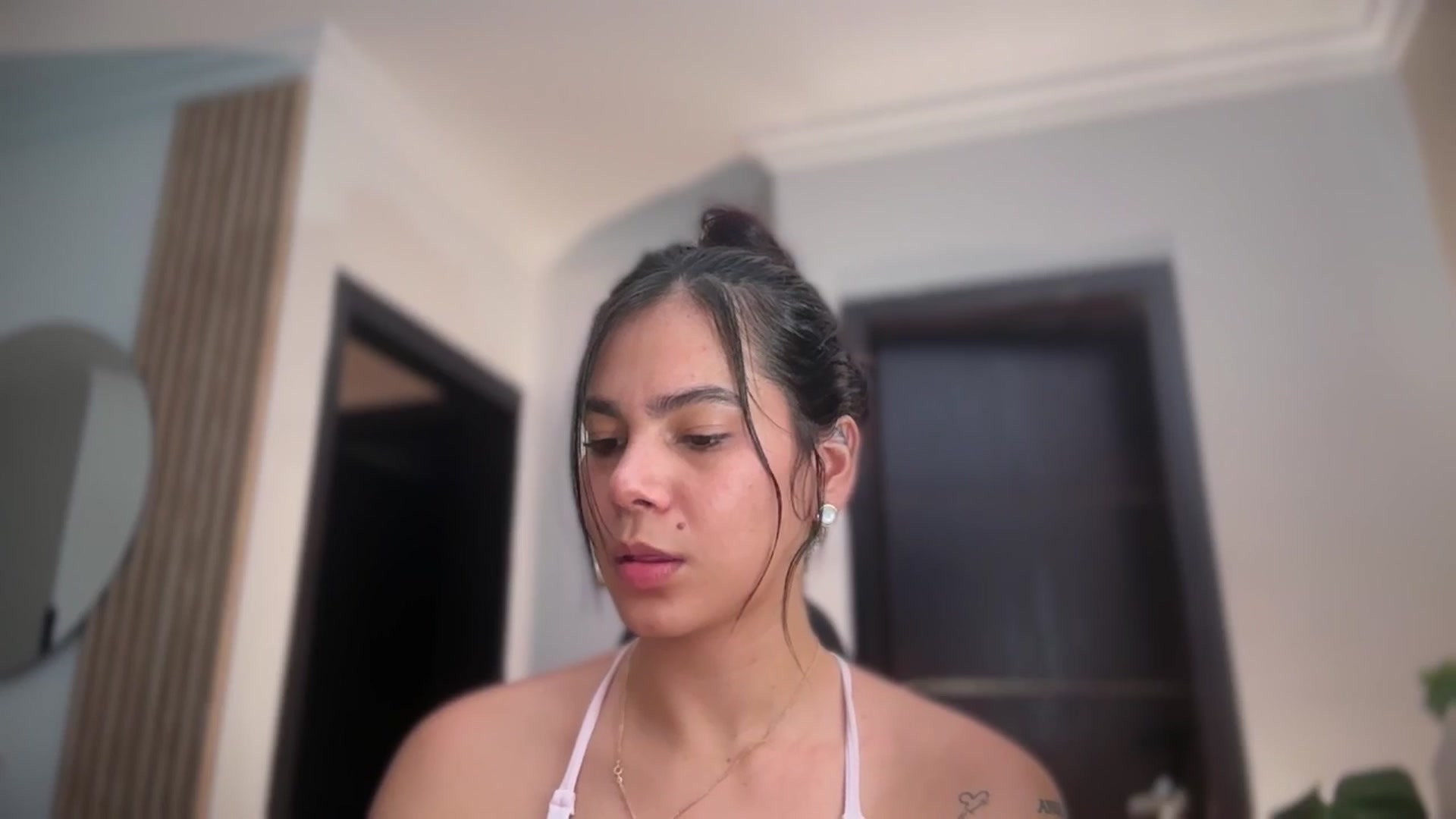 Gallery image thumbnail from Lady_sweet_'s myfreecams stream on, 04/12/2026, 23:30 image 16 of 20