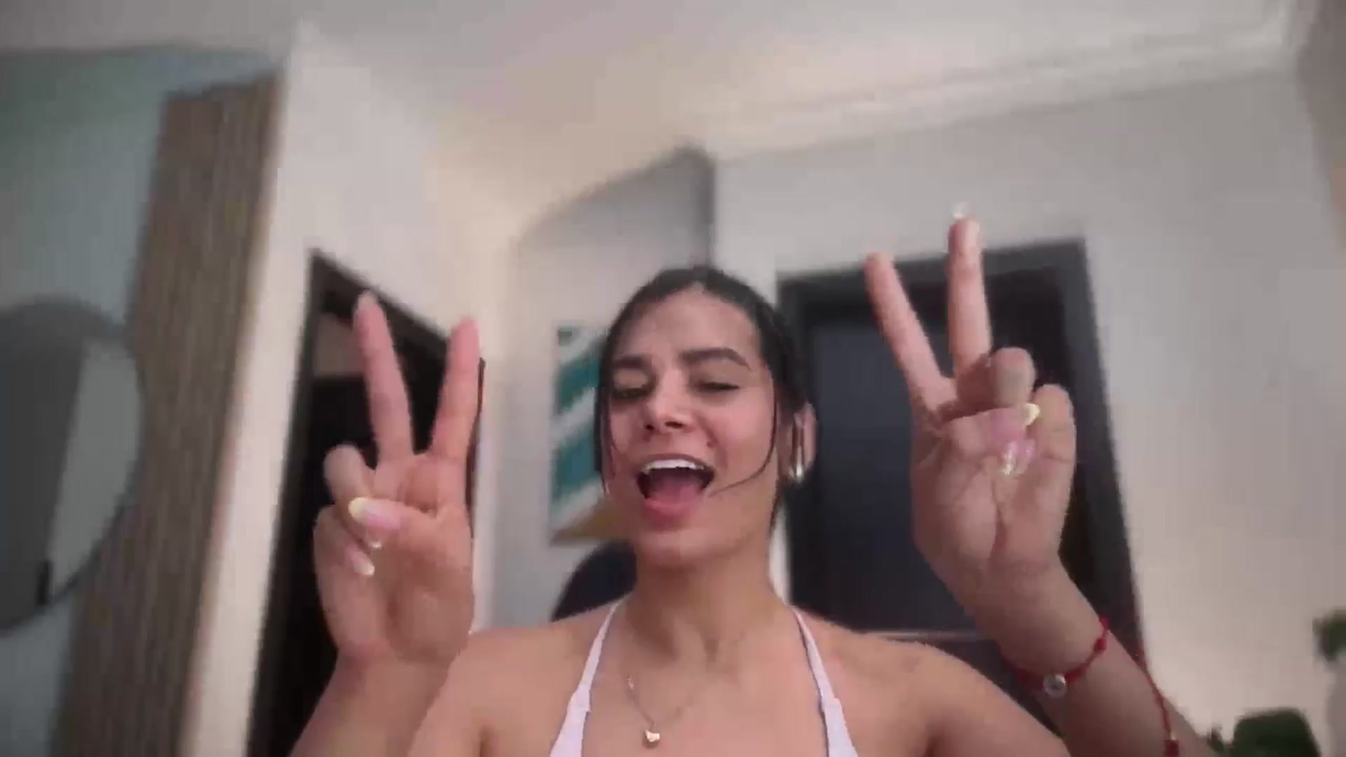 Gallery image thumbnail from Lady_sweet_'s myfreecams stream on, 04/12/2026, 23:30 image 17 of 20