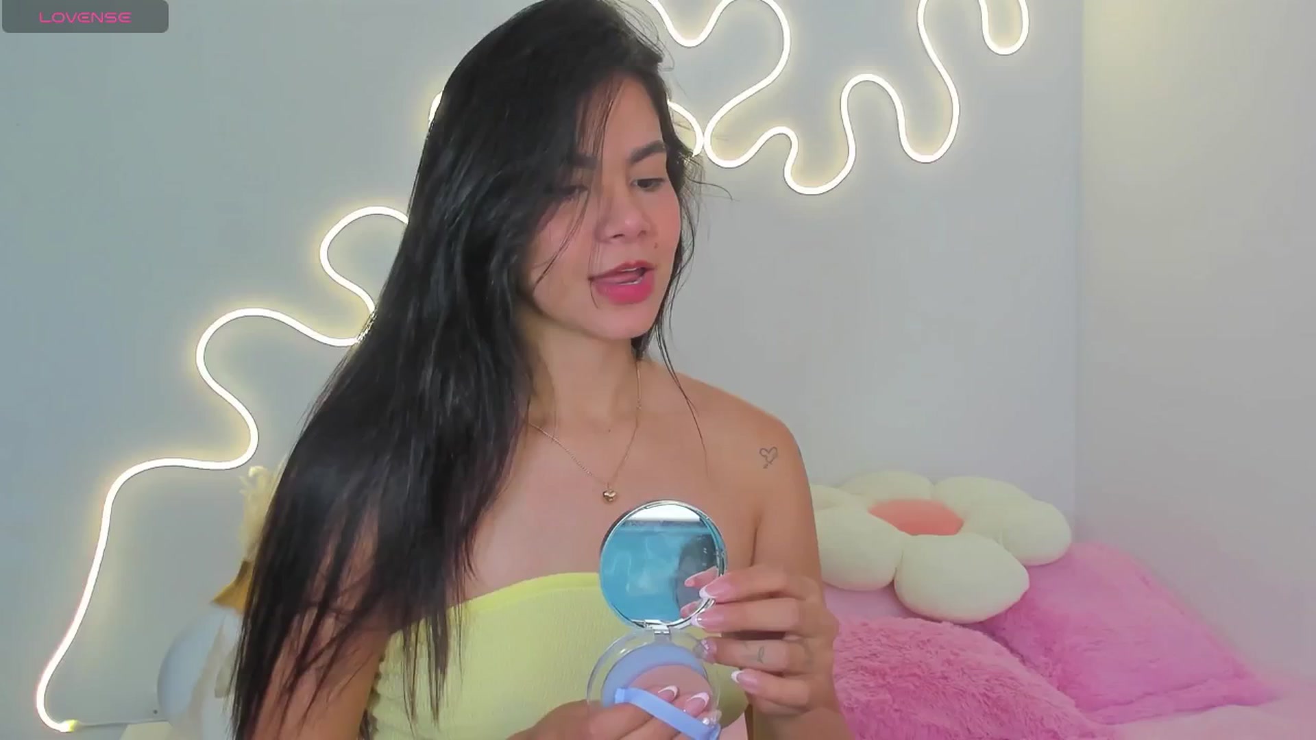 Gallery image thumbnail from Lady_sweet_'s myfreecams stream on, 04/23/2026, 15:04 image 15 of 20