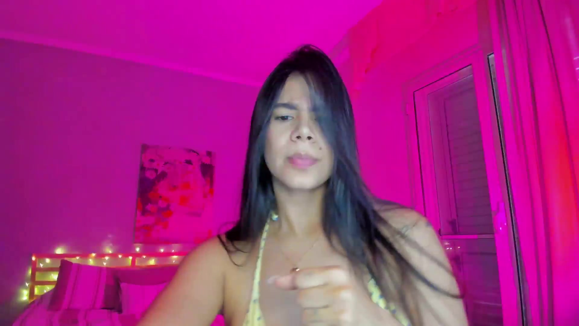 Gallery image thumbnail from Lady_sweet_'s myfreecams stream on, 08/28/2026, 14:31 image 5 of 20
