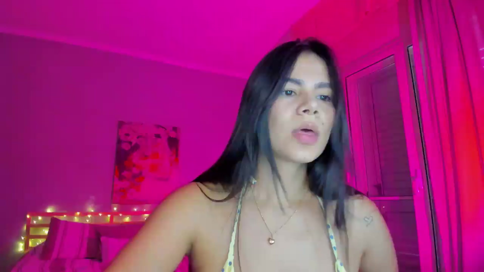 Gallery image thumbnail from Lady_sweet_'s myfreecams stream on, 08/28/2026, 14:31 image 4 of 20