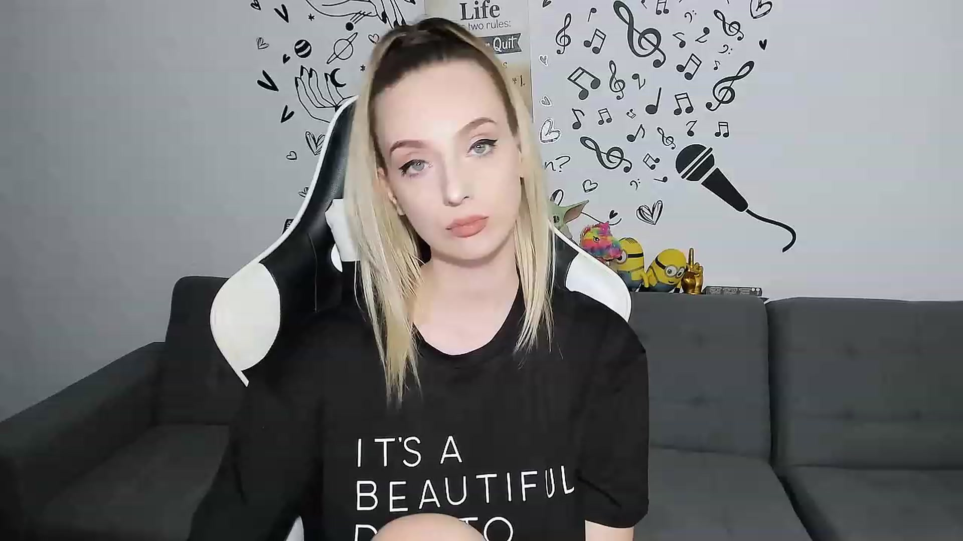 Gallery image thumbnail from Ladybug___'s myfreecams stream on, 06/07/2023, 23:01 image 11 of 20