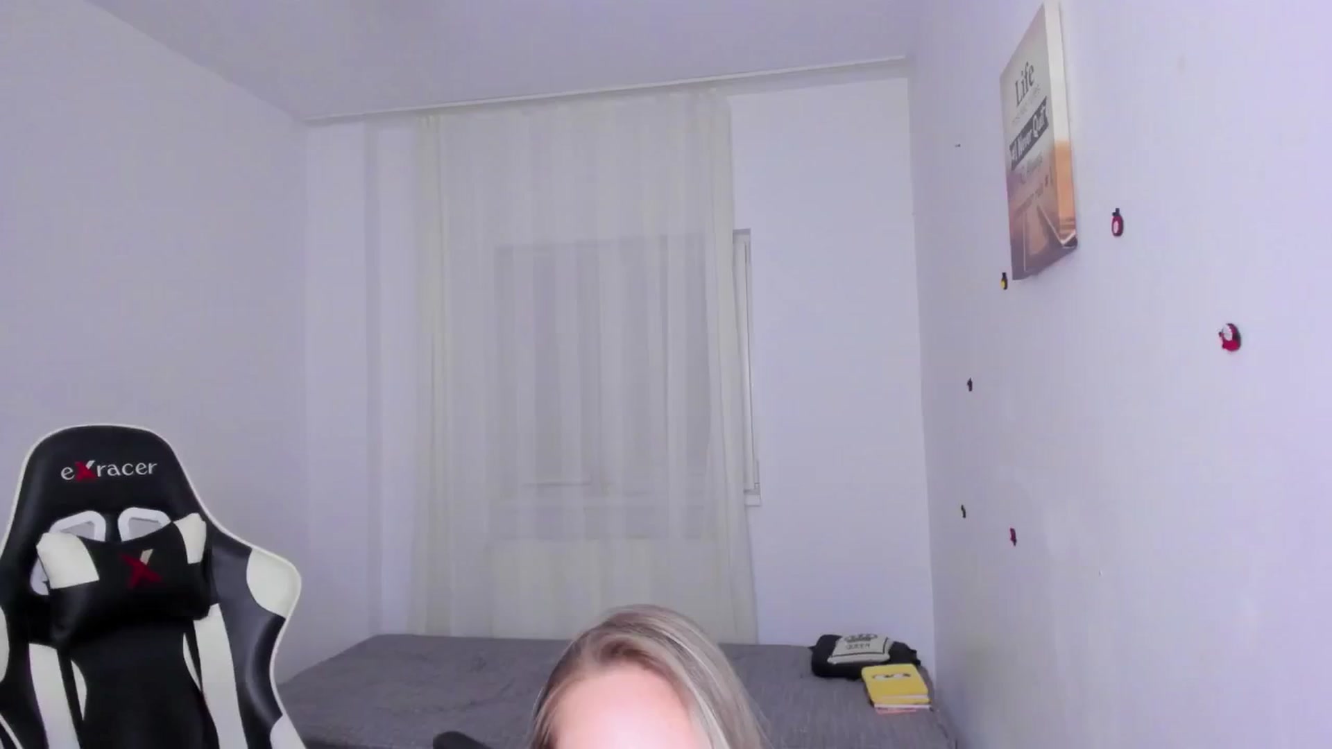 Gallery image thumbnail from Ladybug___'s myfreecams stream on, 08/08/2024, 23:25 image 1 of 20