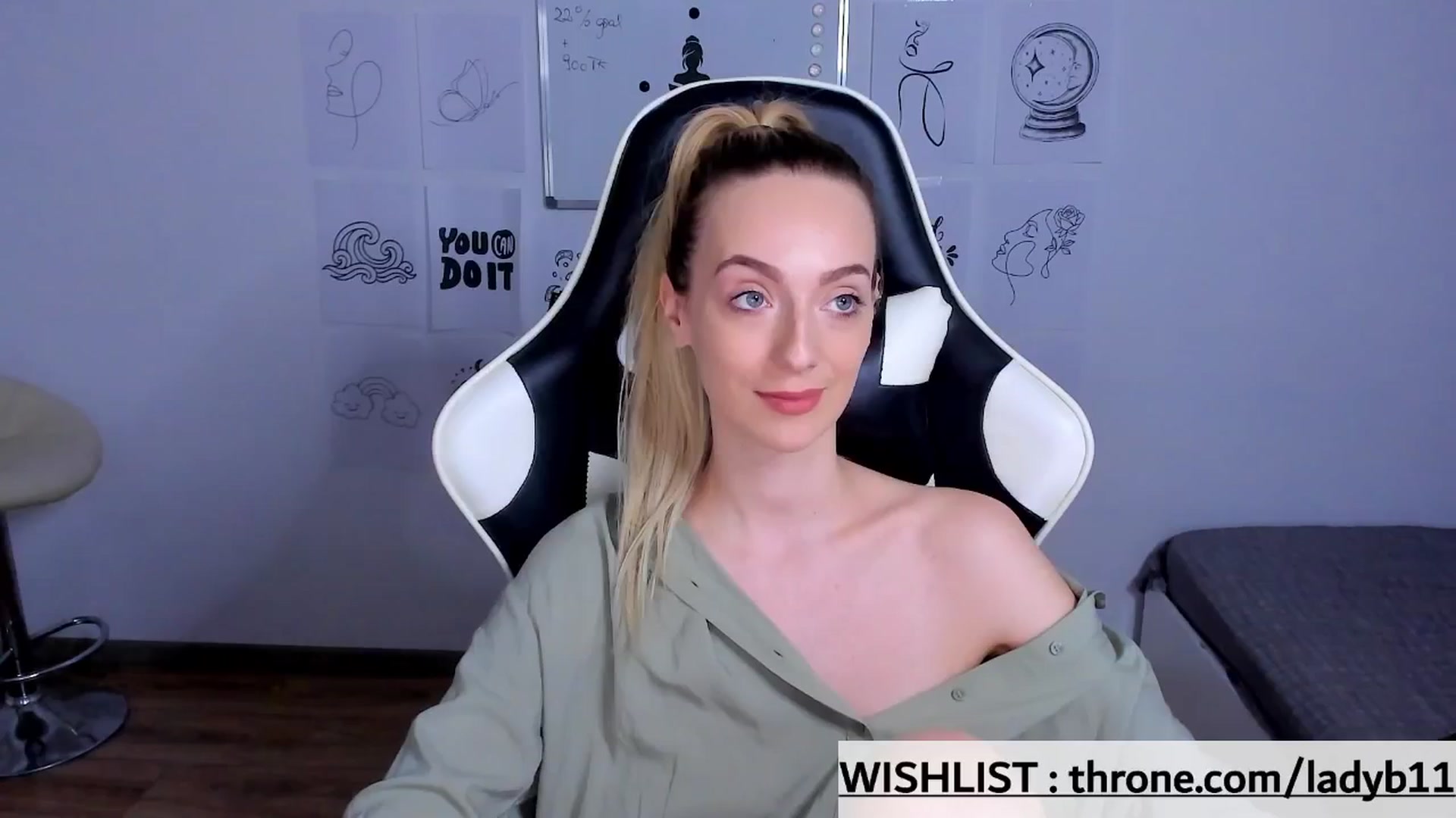 Gallery image thumbnail from Ladybug___'s myfreecams stream on, 12/12/2025, 15:33 image 20 of 20