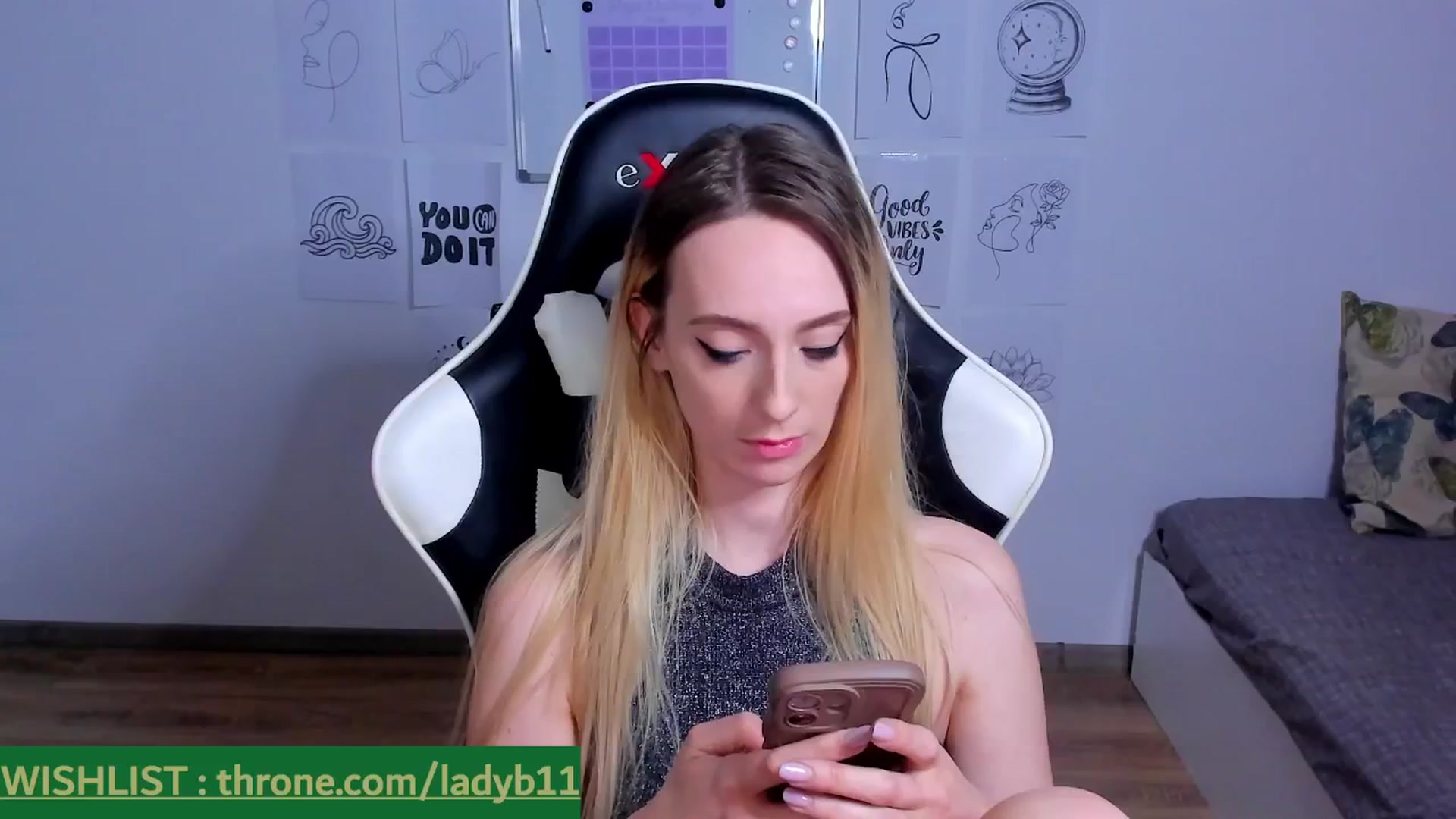 Gallery image thumbnail from Ladybug___'s myfreecams stream on, 03/08/2026, 23:40 image 14 of 20