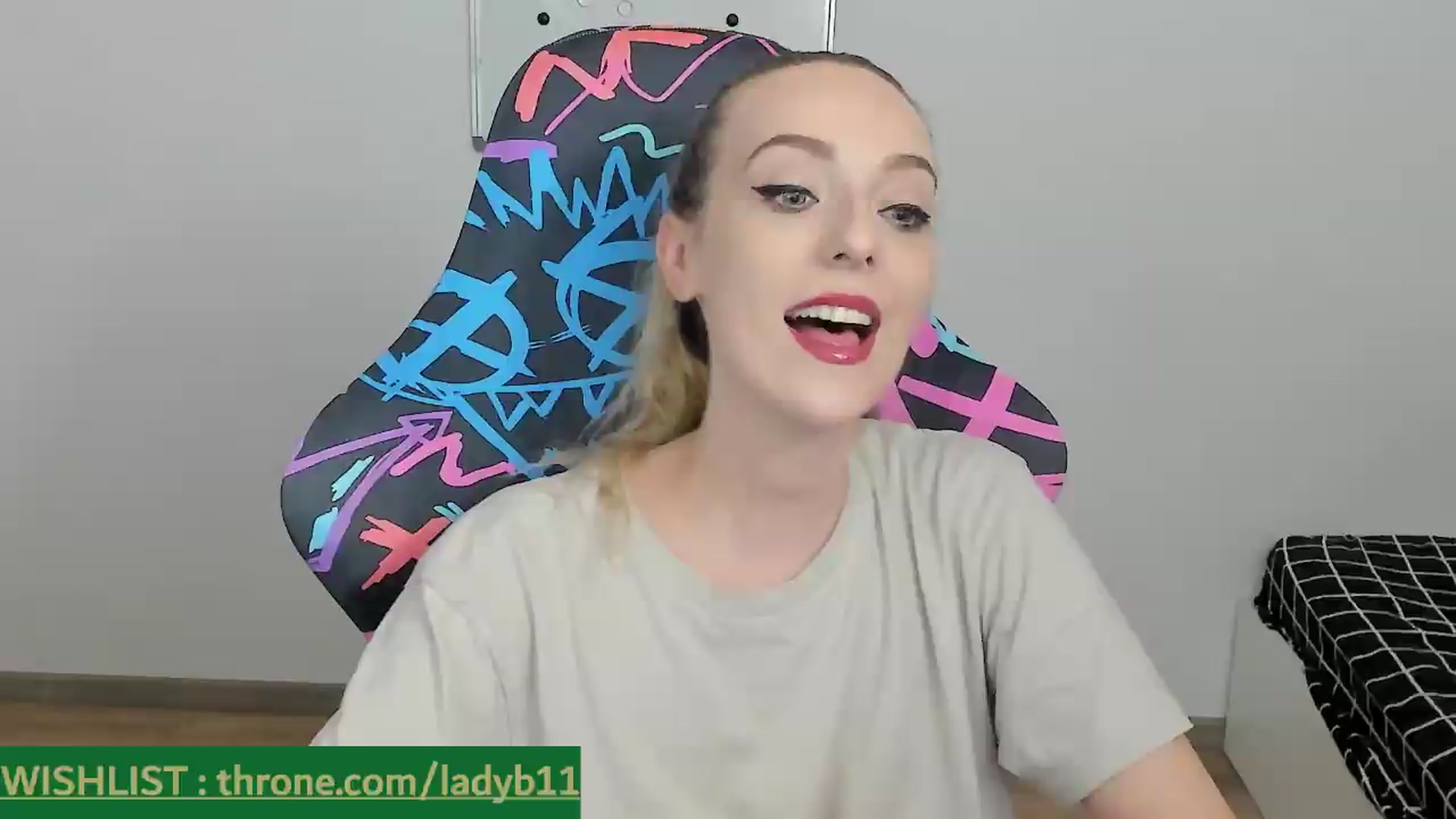 Gallery image thumbnail from Ladybug___'s myfreecams stream on, 08/21/2026, 23:26 image 18 of 20