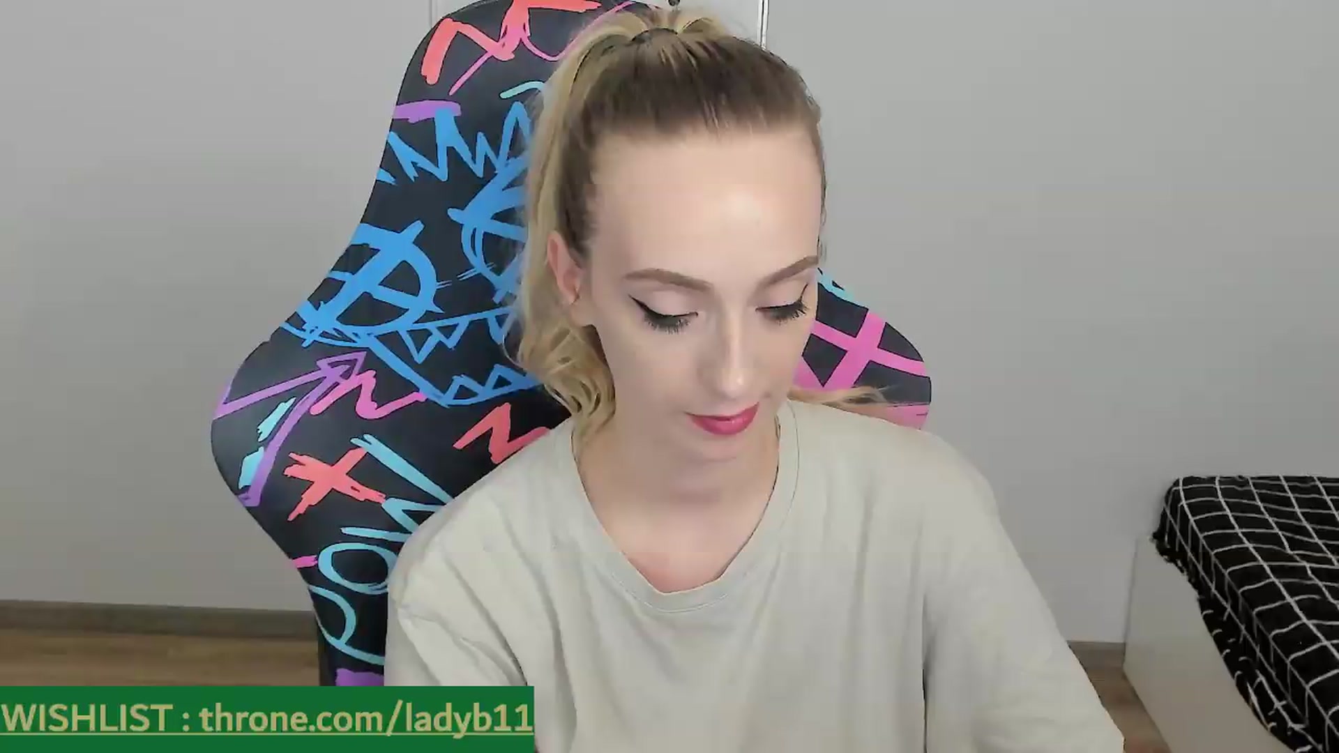 Gallery image thumbnail from Ladybug___'s myfreecams stream on, 08/22/2026, 24:00 image 11 of 20