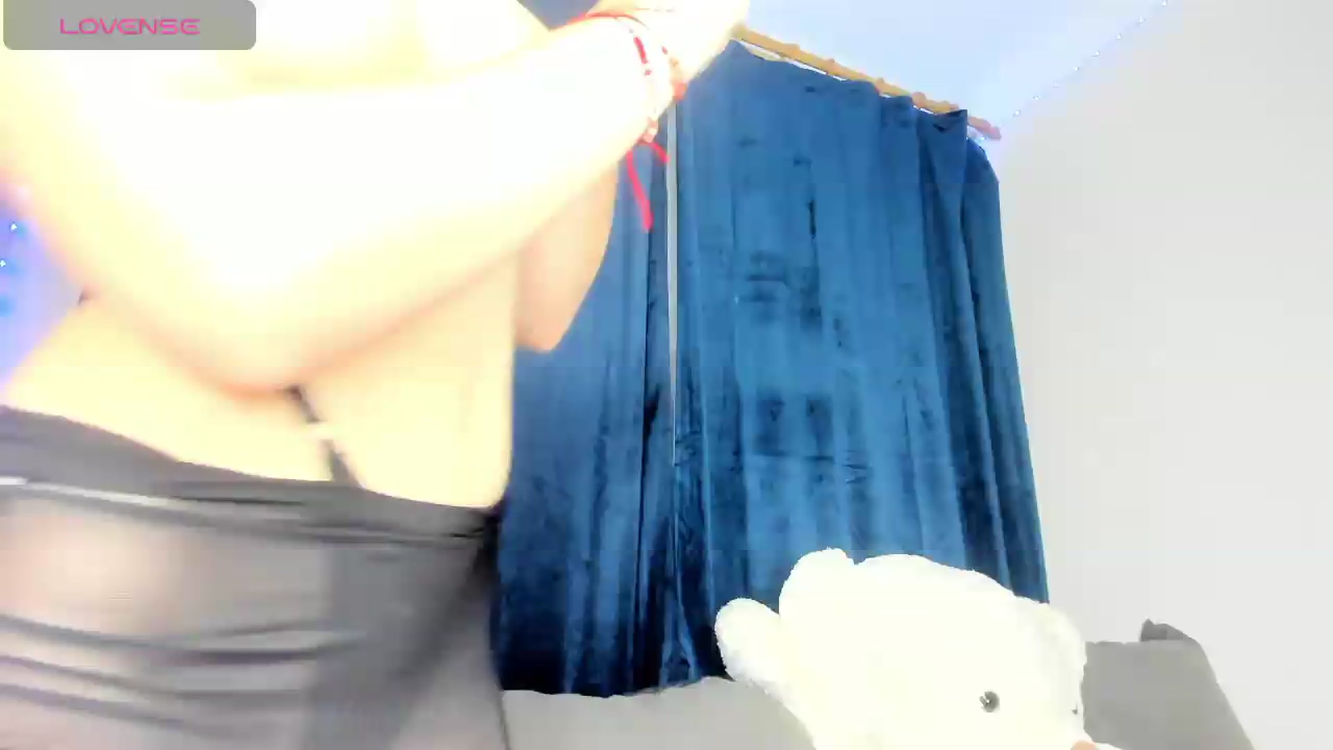 Gallery image thumbnail from Ladyinred's myfreecams stream on, 07/29/2026, 01:00 image 4 of 20