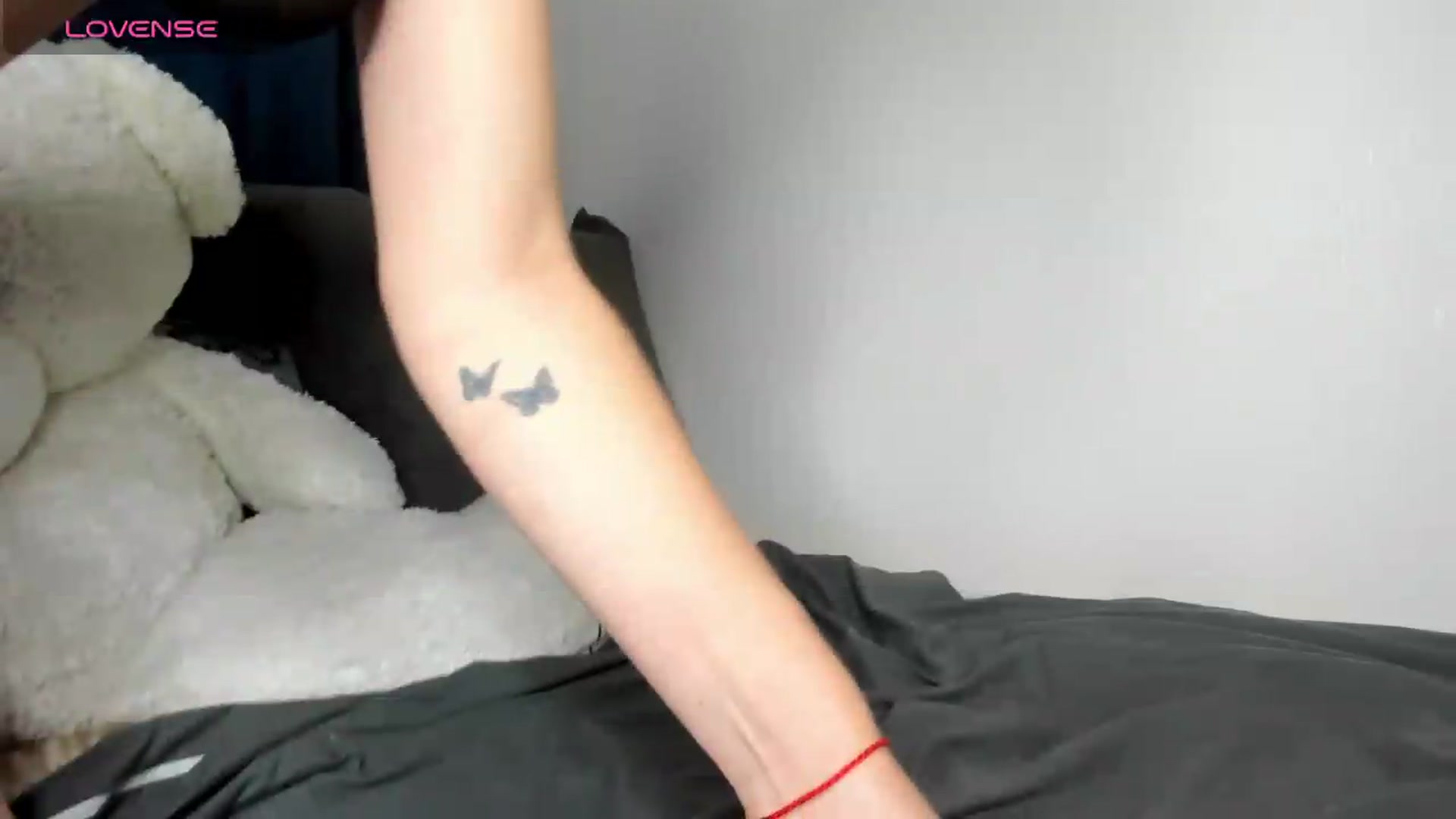 Gallery image thumbnail from Ladyinred's myfreecams stream on, 07/31/2026, 02:27 image 11 of 20