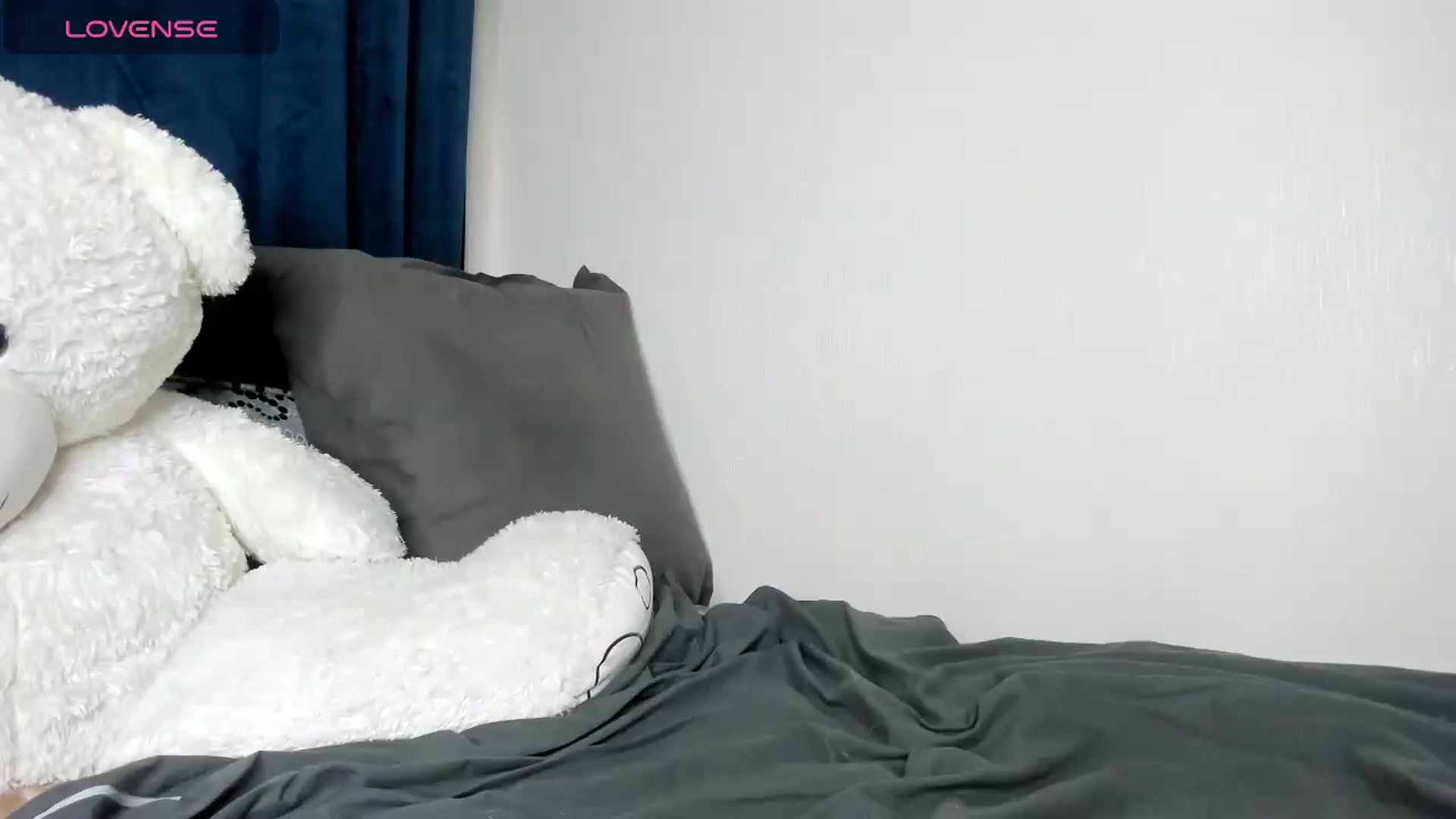Gallery image thumbnail from Ladyinred's myfreecams stream on, 07/31/2026, 02:27 image 8 of 20