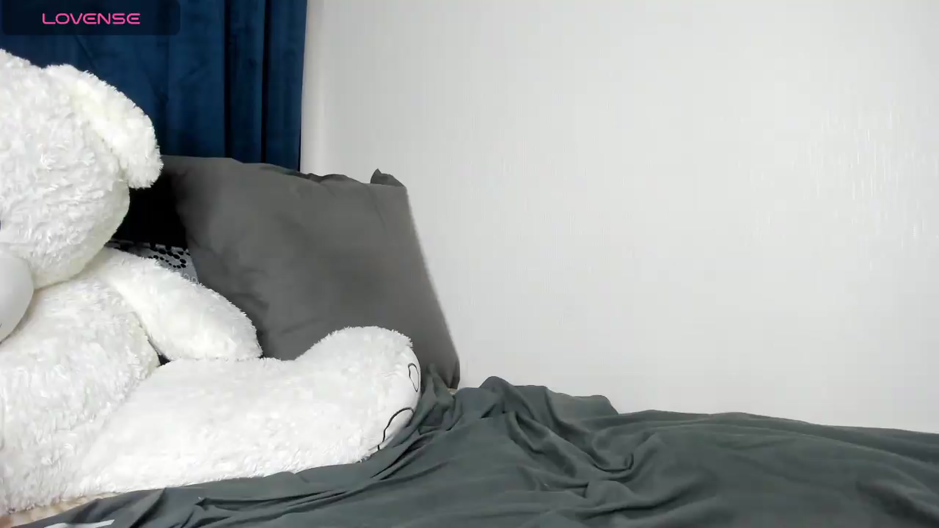 Gallery image thumbnail from Ladyinred's myfreecams stream on, 07/31/2026, 02:27 image 1 of 20