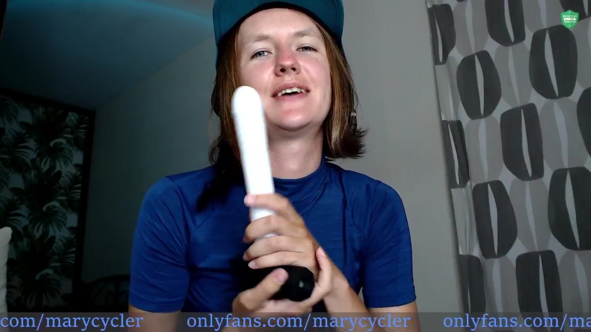 Gallery image thumbnail from Ladyy_on_MTB's myfreecams stream on, 06/14/2025, 17:34 image 20 of 20