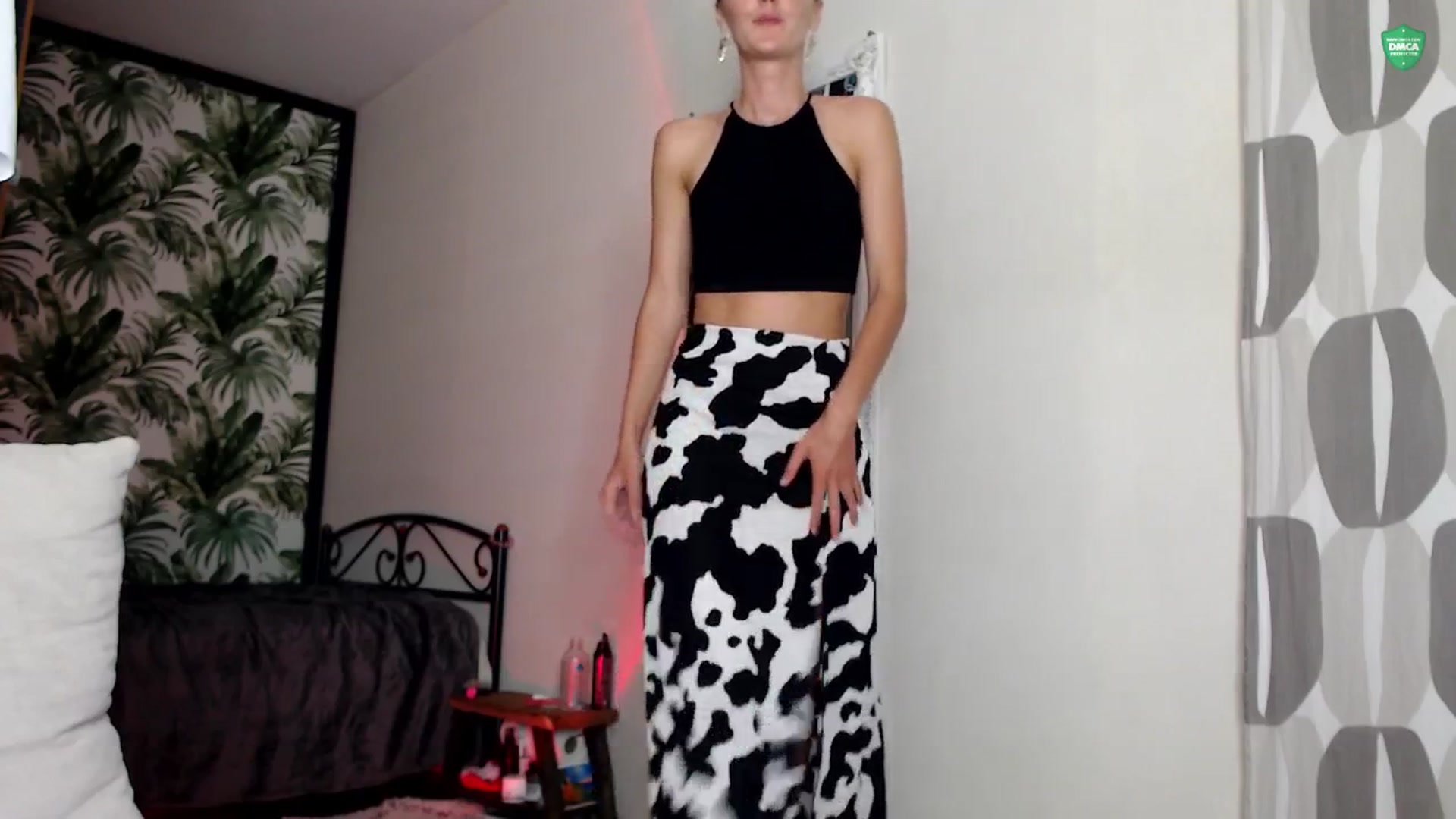 Gallery image thumbnail from Ladyy_on_MTB's myfreecams stream on, 06/15/2025, 22:04 image 2 of 20