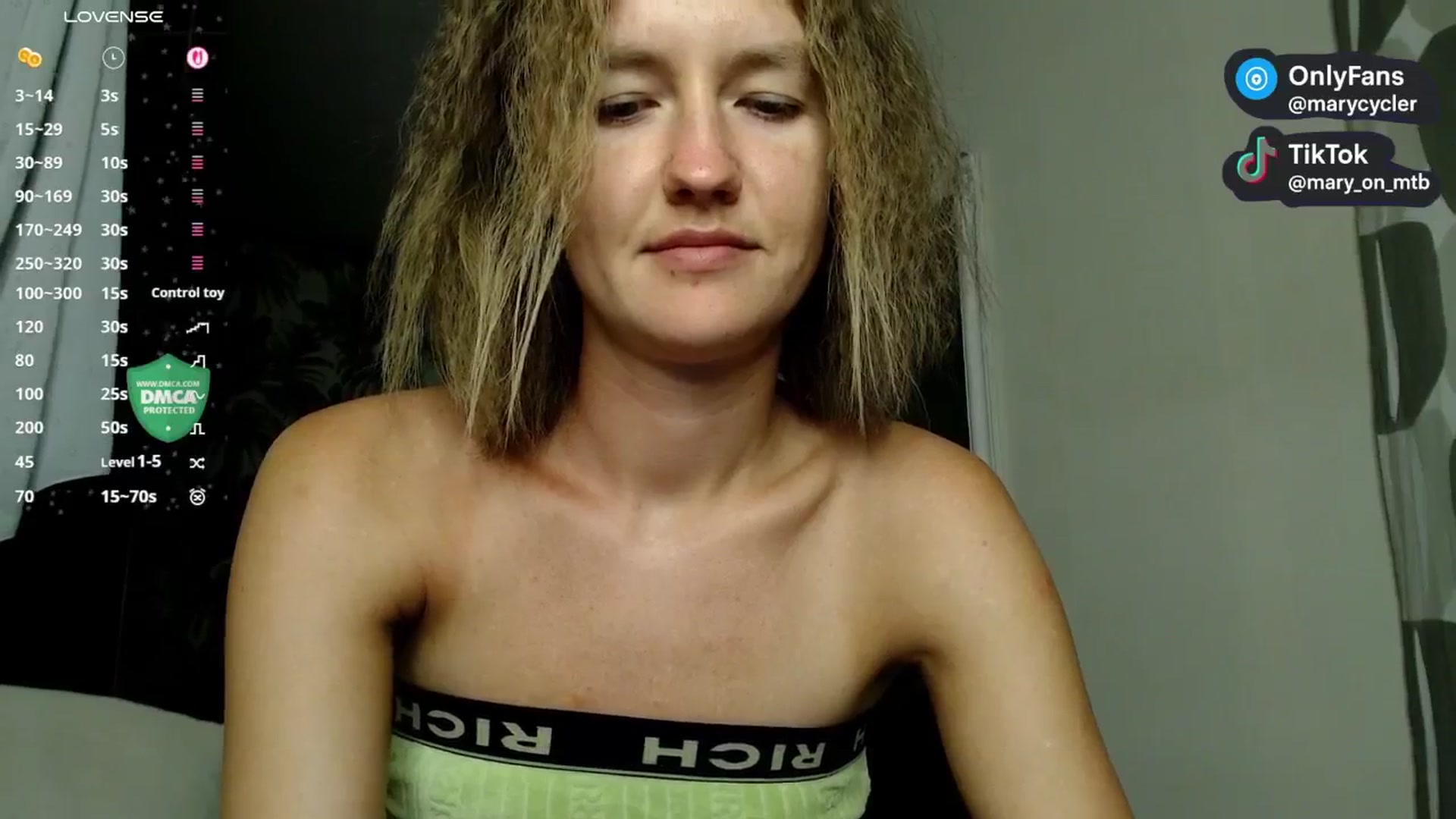 Gallery image thumbnail from Ladyy_on_MTB's myfreecams stream on, 07/25/2025, 18:13 image 19 of 20