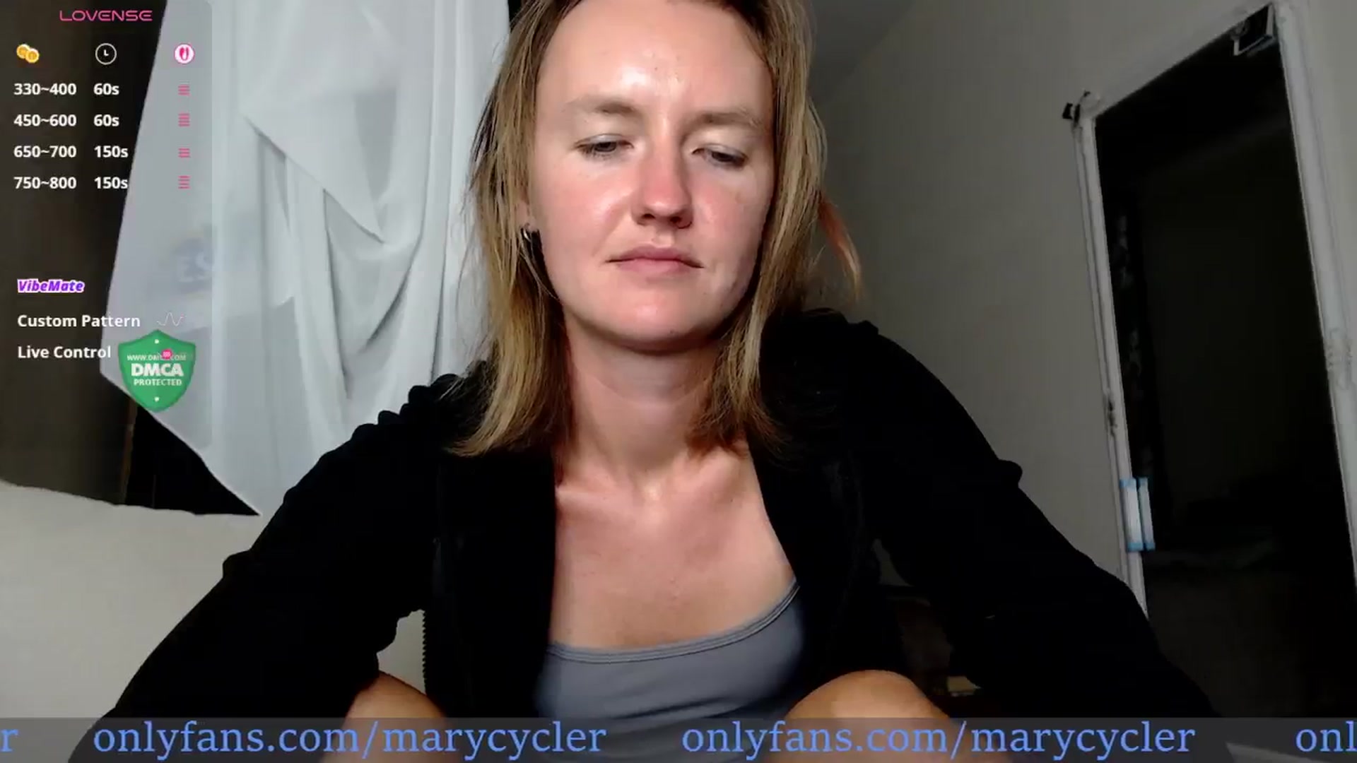 Gallery image thumbnail from Ladyy_on_MTB's myfreecams stream on, 10/26/2025, 18:31 image 4 of 20