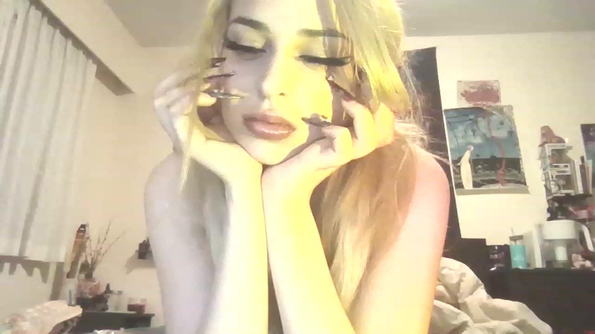 Gallery image thumbnail from Lailalovesu's myfreecams stream on, 03/23/2023, 09:08 image 5 of 20