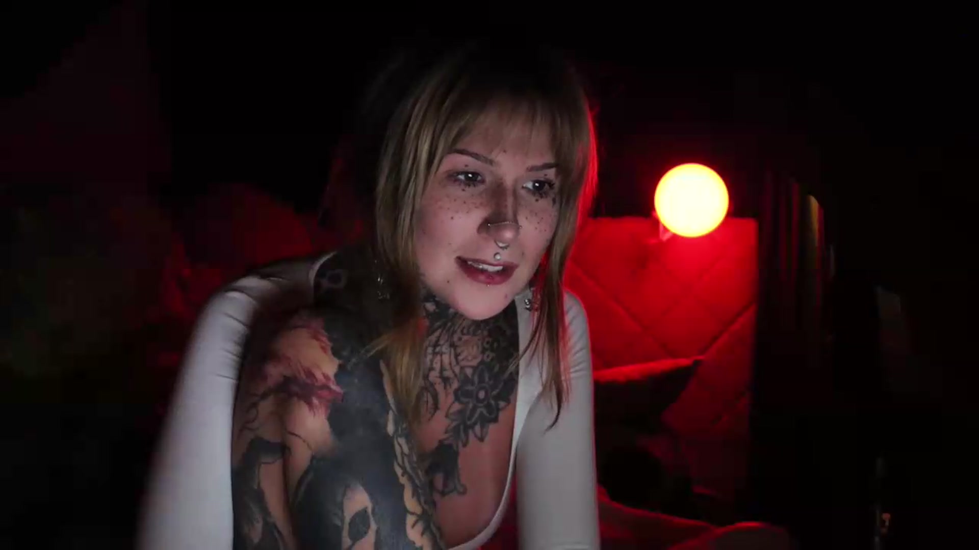 Gallery image thumbnail from LainMurphy's myfreecams stream on, 05/21/2026, 06:51 image 14 of 20