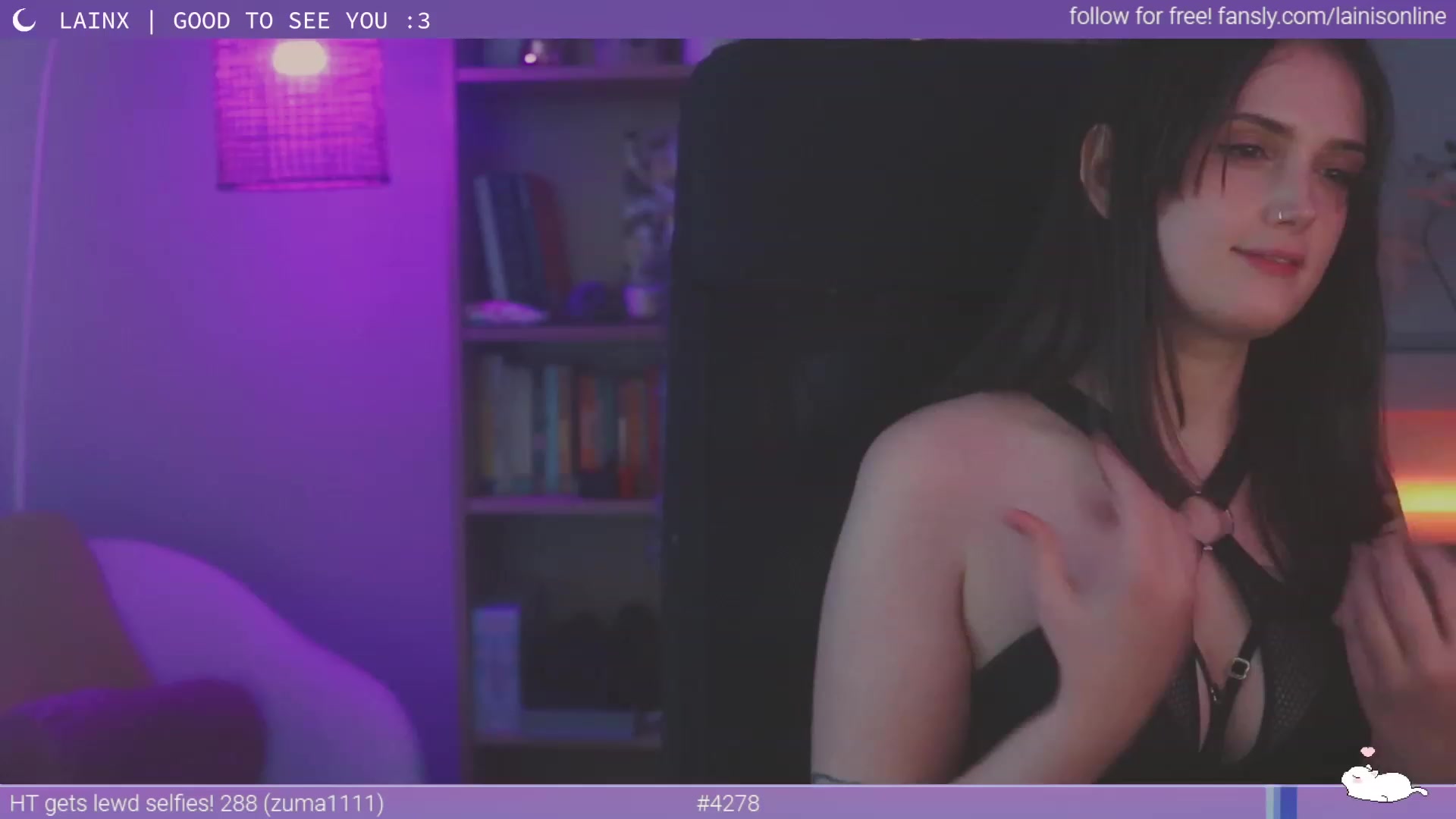 Gallery image thumbnail from Lainx's myfreecams stream on, 04/26/2023, 09:19 image 12 of 20