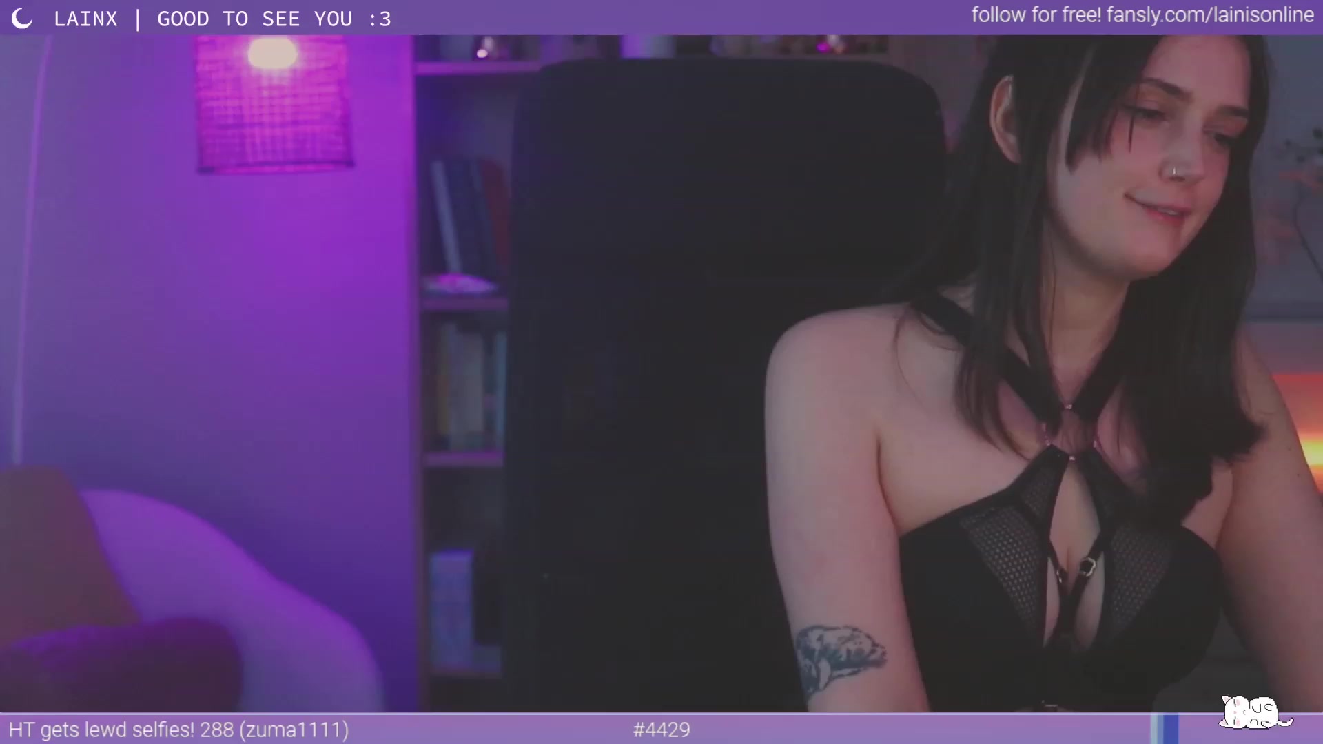 Gallery image thumbnail from Lainx's myfreecams stream on, 04/26/2023, 09:19 image 6 of 20