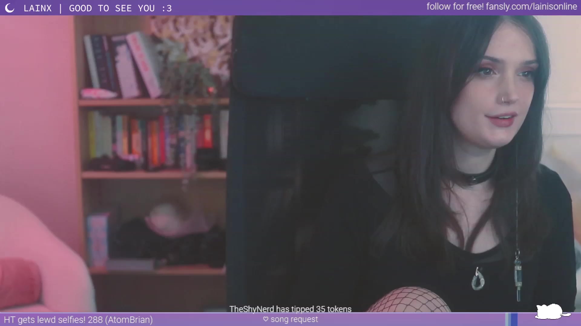 Gallery image thumbnail from Lainx's myfreecams stream on, 07/08/2023, 04:20 image 16 of 20
