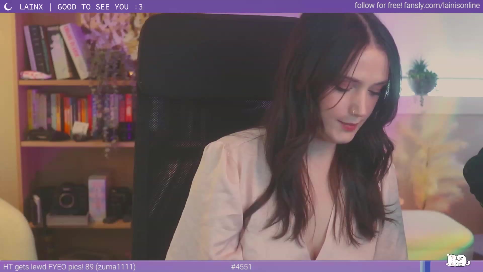 Gallery image thumbnail from Lainx's myfreecams stream on, 10/06/2023, 03:52 image 19 of 20