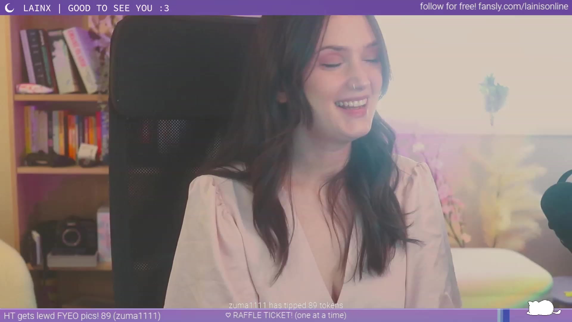 Gallery image thumbnail from Lainx's myfreecams stream on, 10/06/2023, 03:52 image 9 of 20