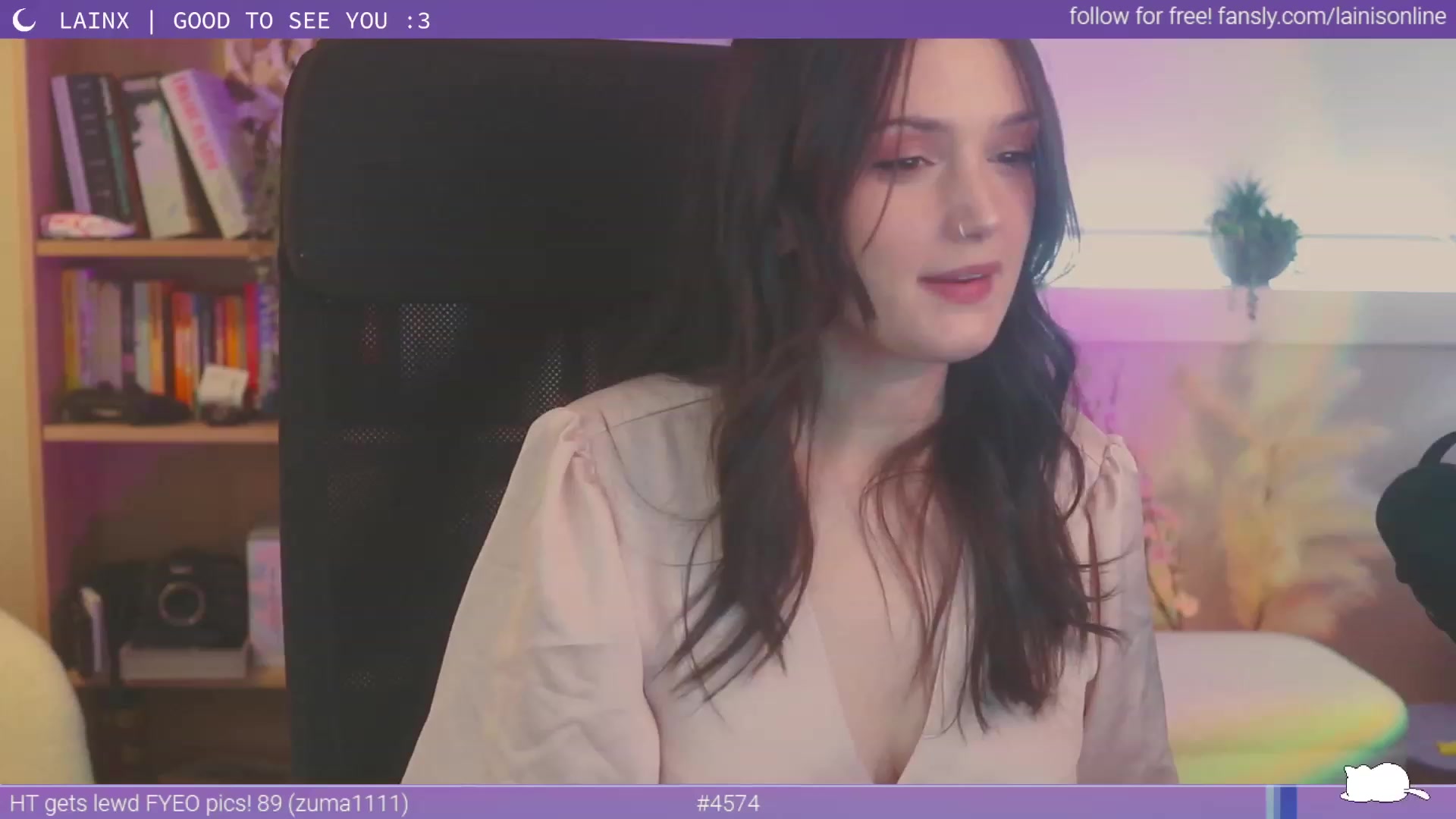 Gallery image thumbnail from Lainx's myfreecams stream on, 10/06/2023, 03:52 image 13 of 20
