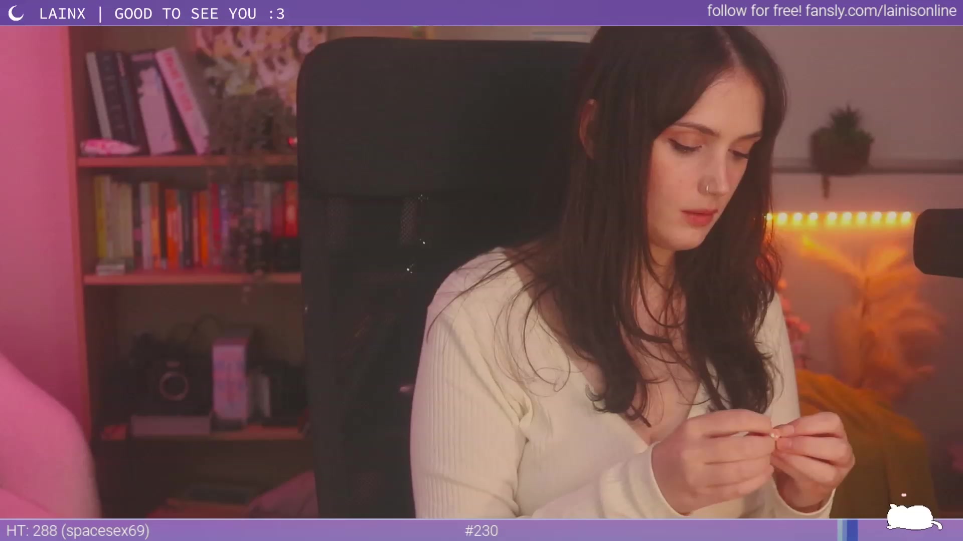 Gallery image thumbnail from Lainx's myfreecams stream on, 01/02/2024, 10:18 image 13 of 20