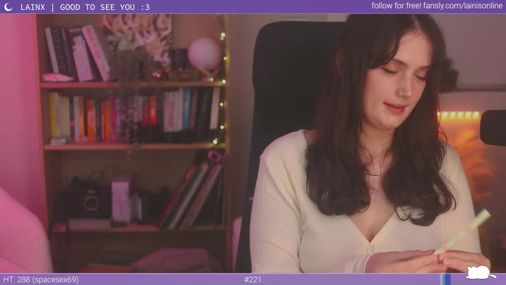 Gallery image thumbnail from Lainx's myfreecams stream on, 01/02/2024, 10:55 image 13 of 20