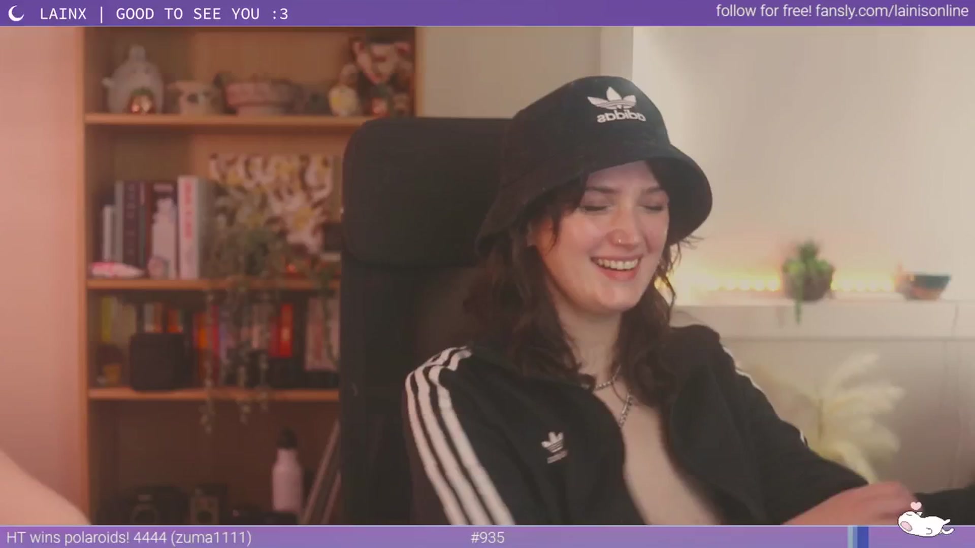 Gallery image thumbnail from Lainx's myfreecams stream on, 03/16/2024, 07:05 image 4 of 20