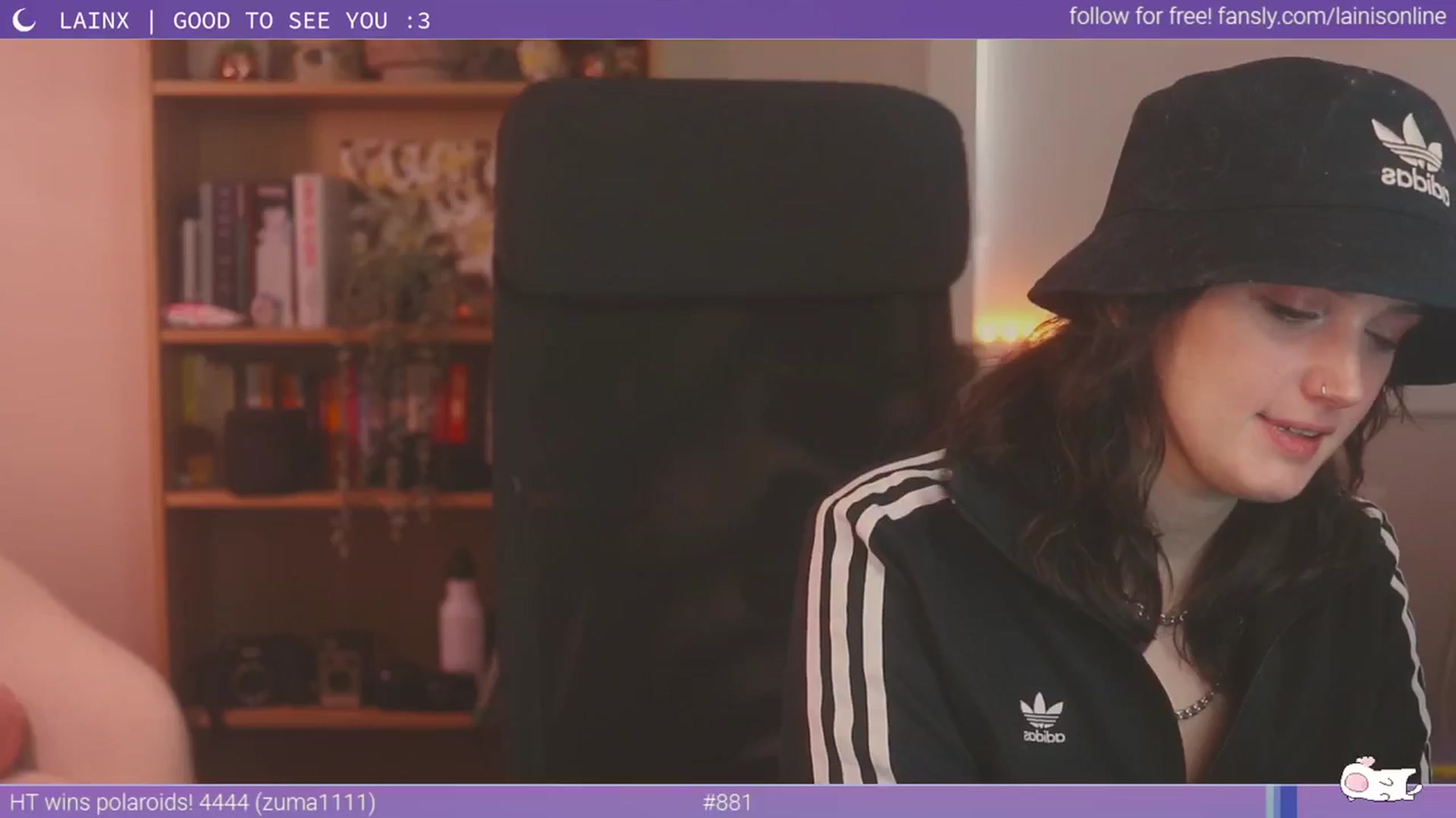 Gallery image thumbnail from Lainx's myfreecams stream on, 03/16/2024, 07:05 image 10 of 20