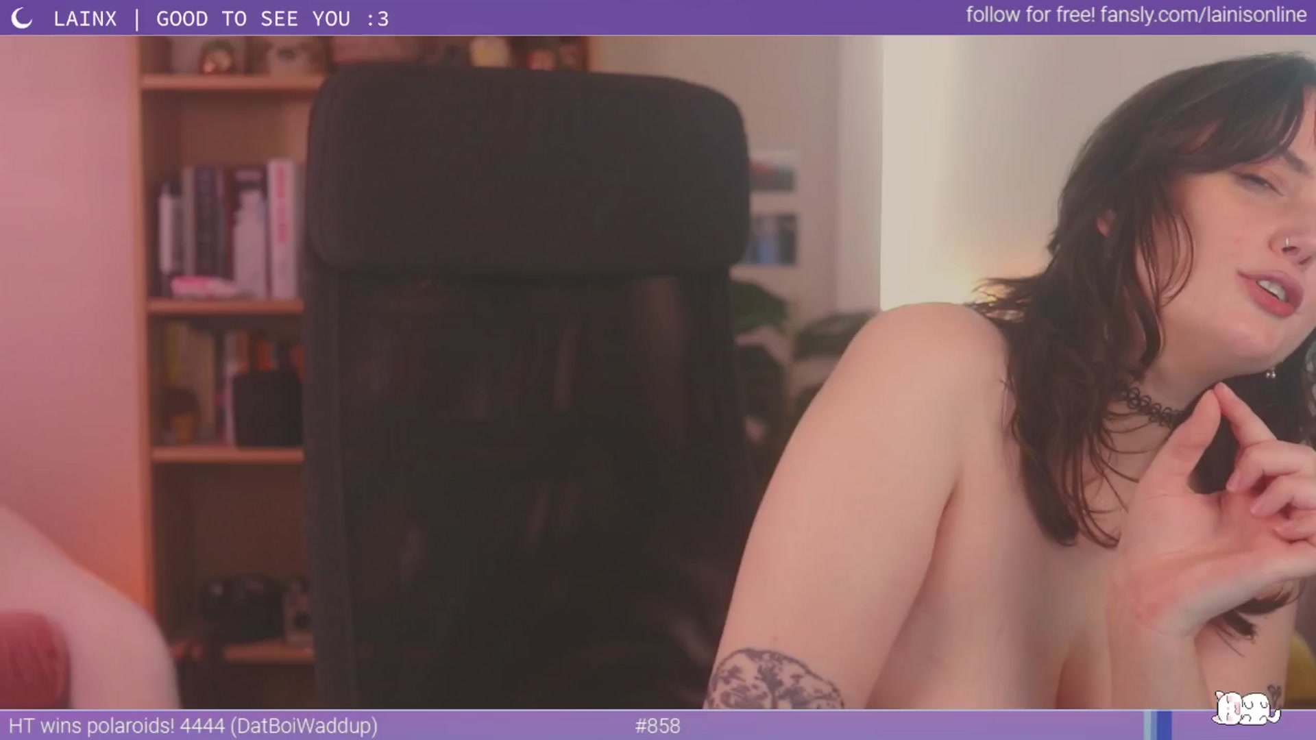 Gallery image thumbnail from Lainx's myfreecams stream on, 03/24/2024, 06:17 image 11 of 20