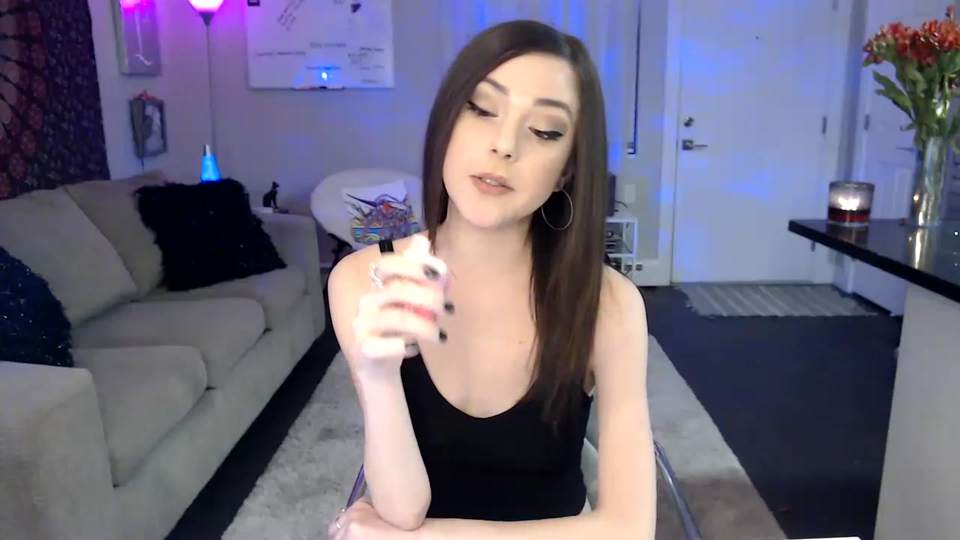 Gallery image thumbnail from Lakelove6's myfreecams stream on, 11/19/2022, 08:13 image 11 of 20