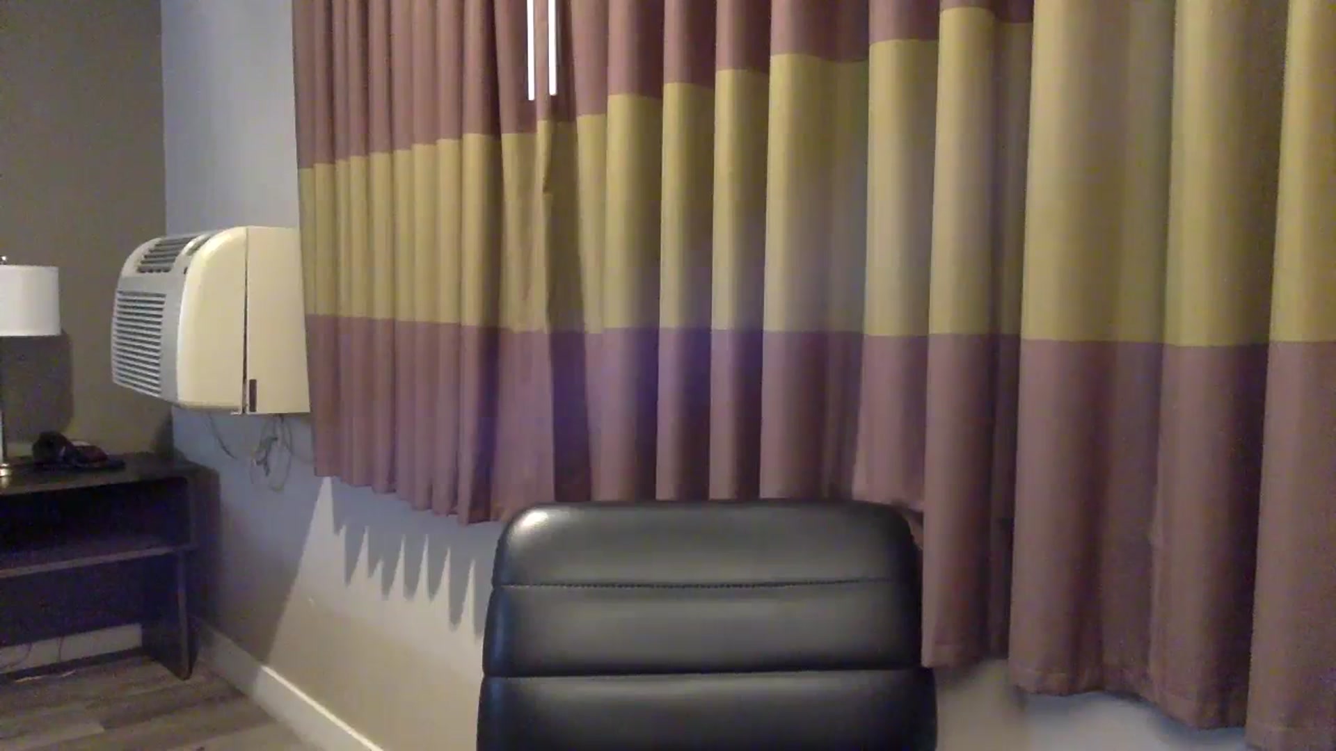 Gallery image thumbnail from Lakelove6's myfreecams stream on, 08/01/2023, 09:58 image 8 of 20