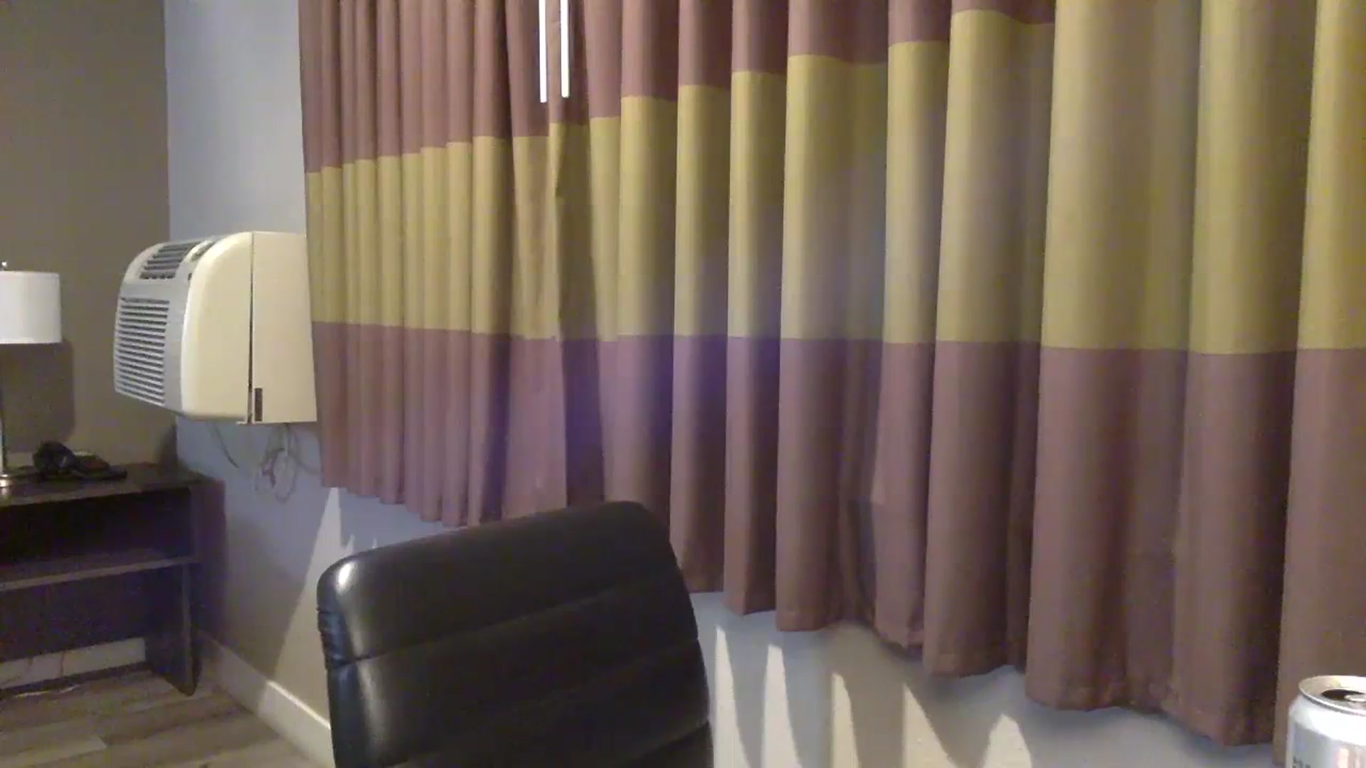 Gallery image thumbnail from Lakelove6's myfreecams stream on, 08/01/2023, 09:58 image 6 of 20